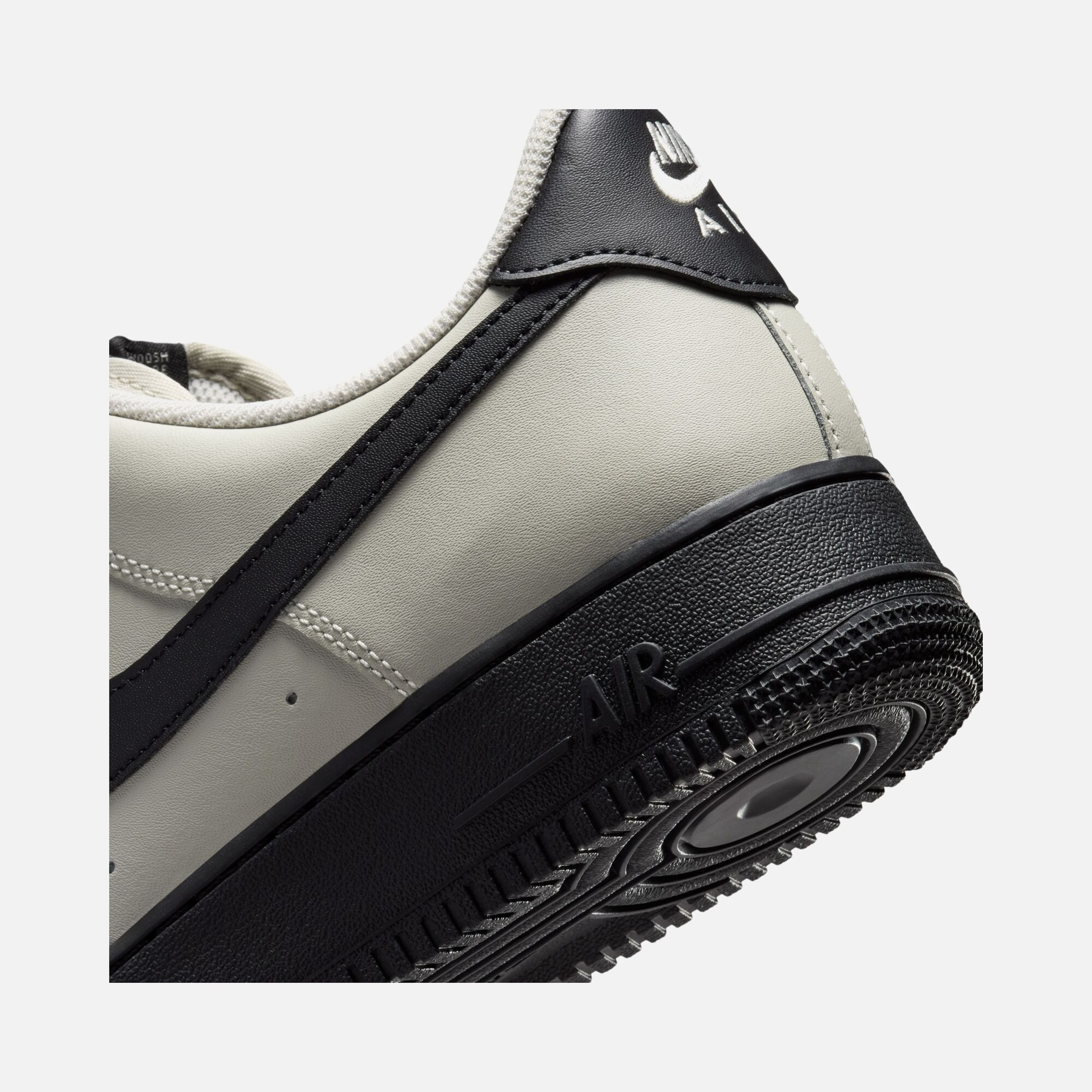 Nike Air Force 1 07 26 Erkek Spor Ayakkabı