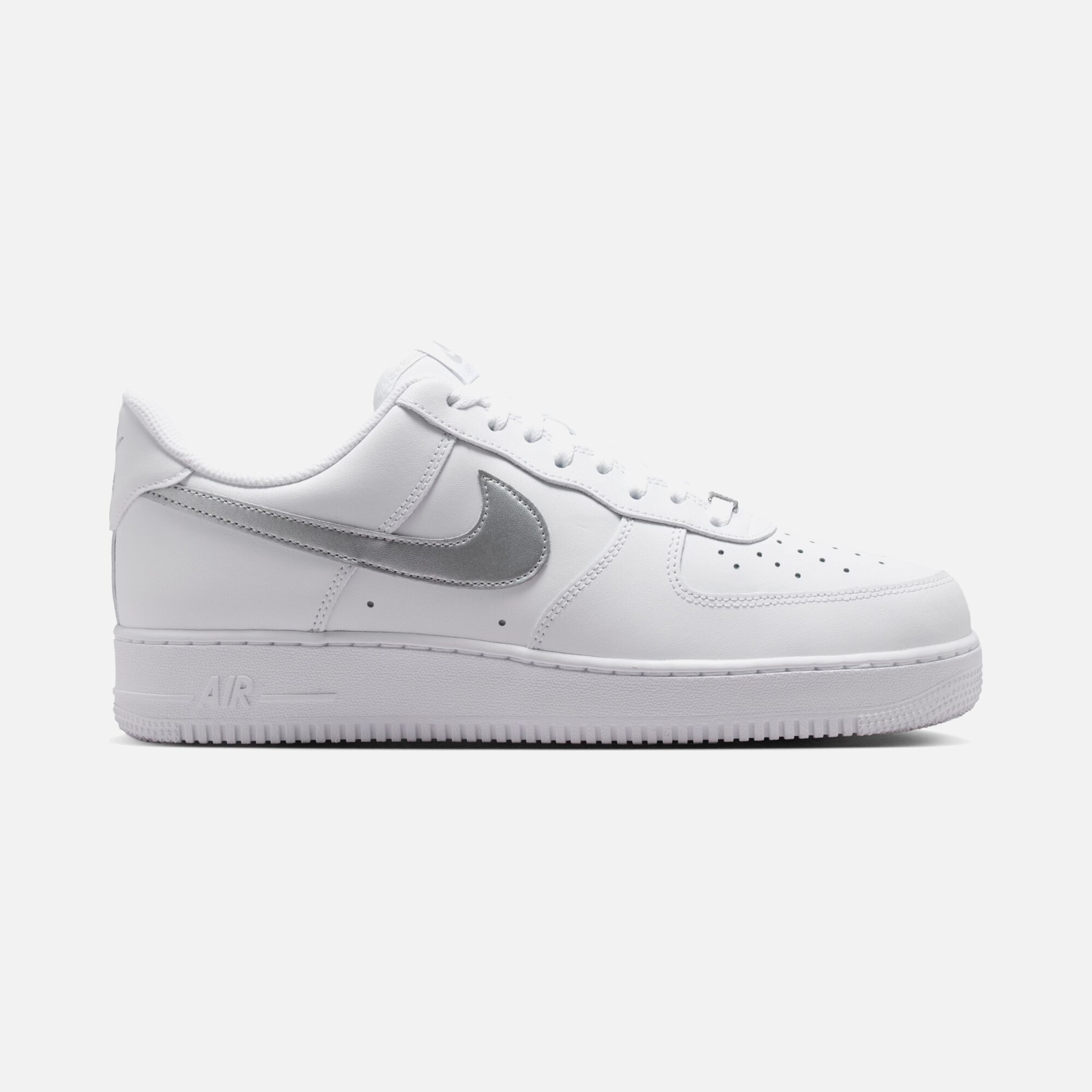 Nike Air Force 1 07 26 Erkek Spor Ayakkabı