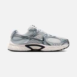 Nike V5 RNR Erkek Spor Ayakkabı