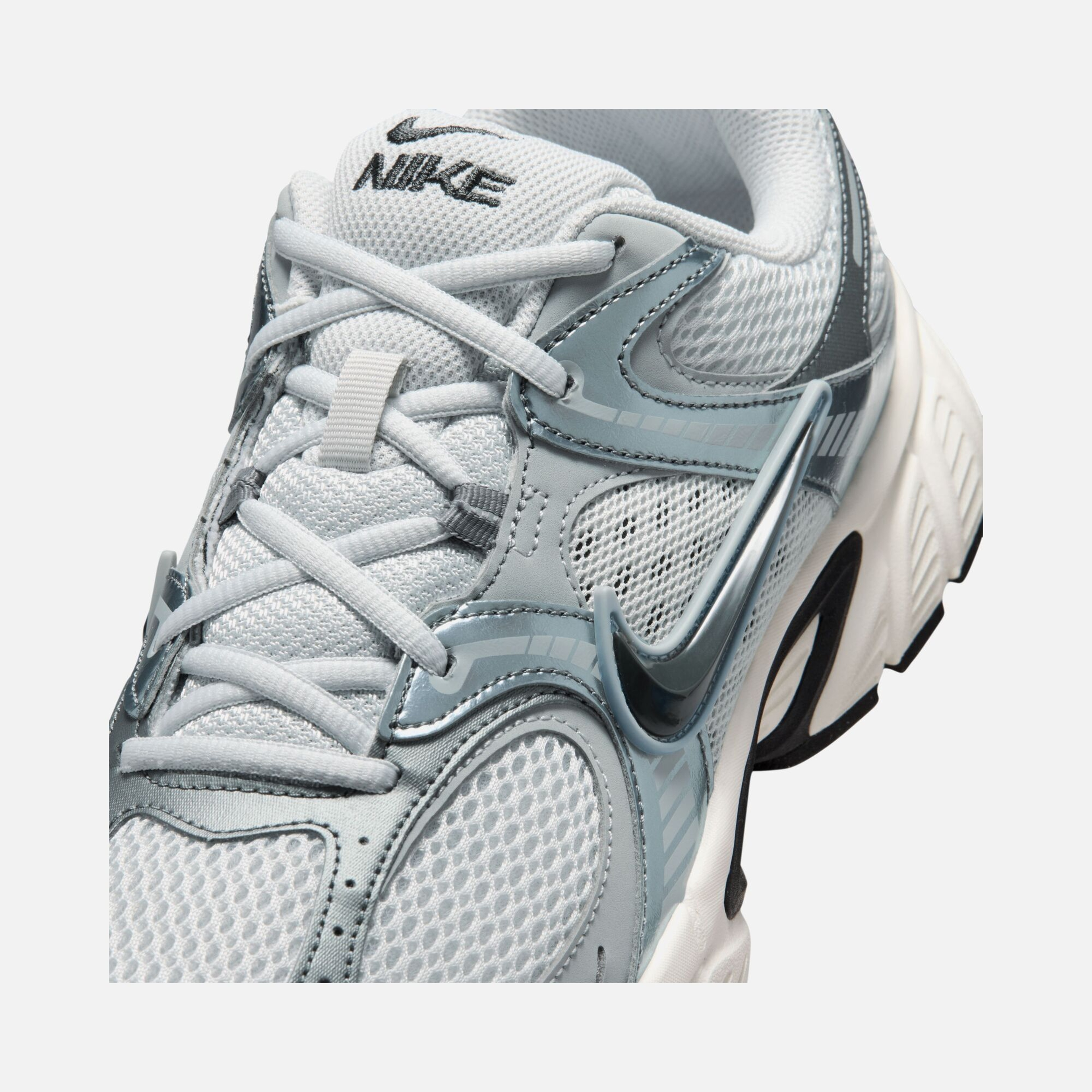 Nike V5 RNR Erkek Spor Ayakkabı