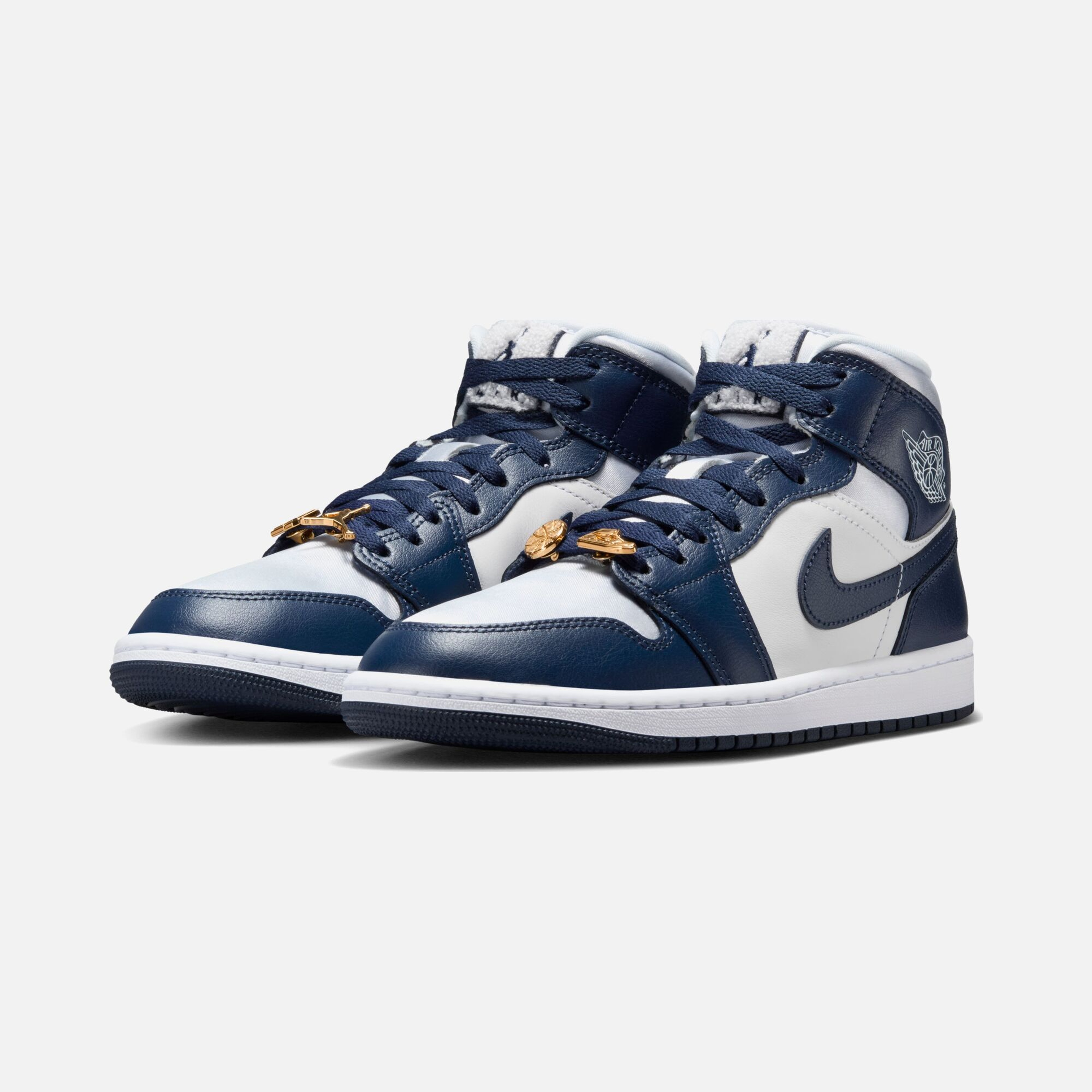 Nike Air Jordan 1 Mid "Football Grey" Kadın Spor Ayakkabı