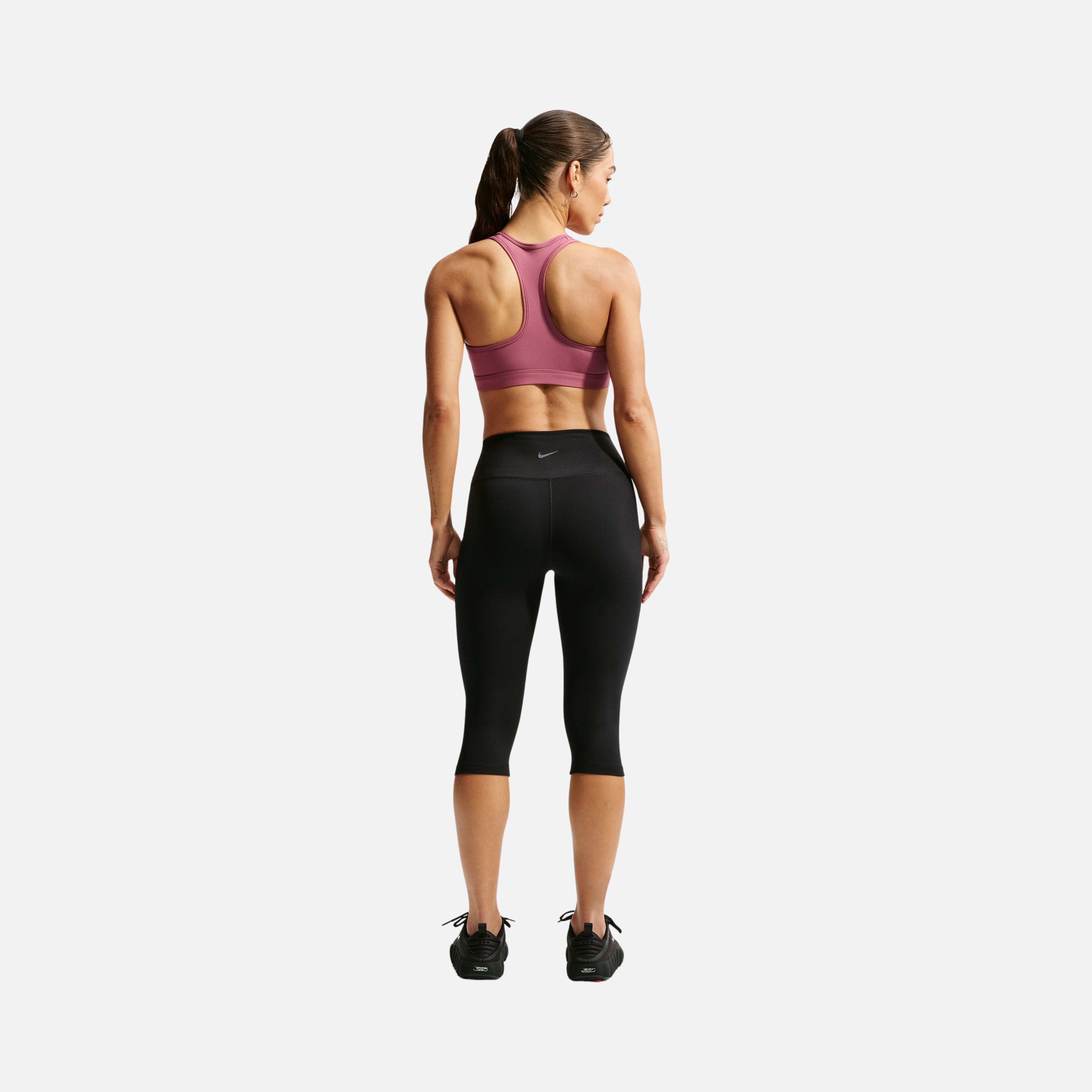 Nike Swoosh Medium Support Padded Training Kadın Bra