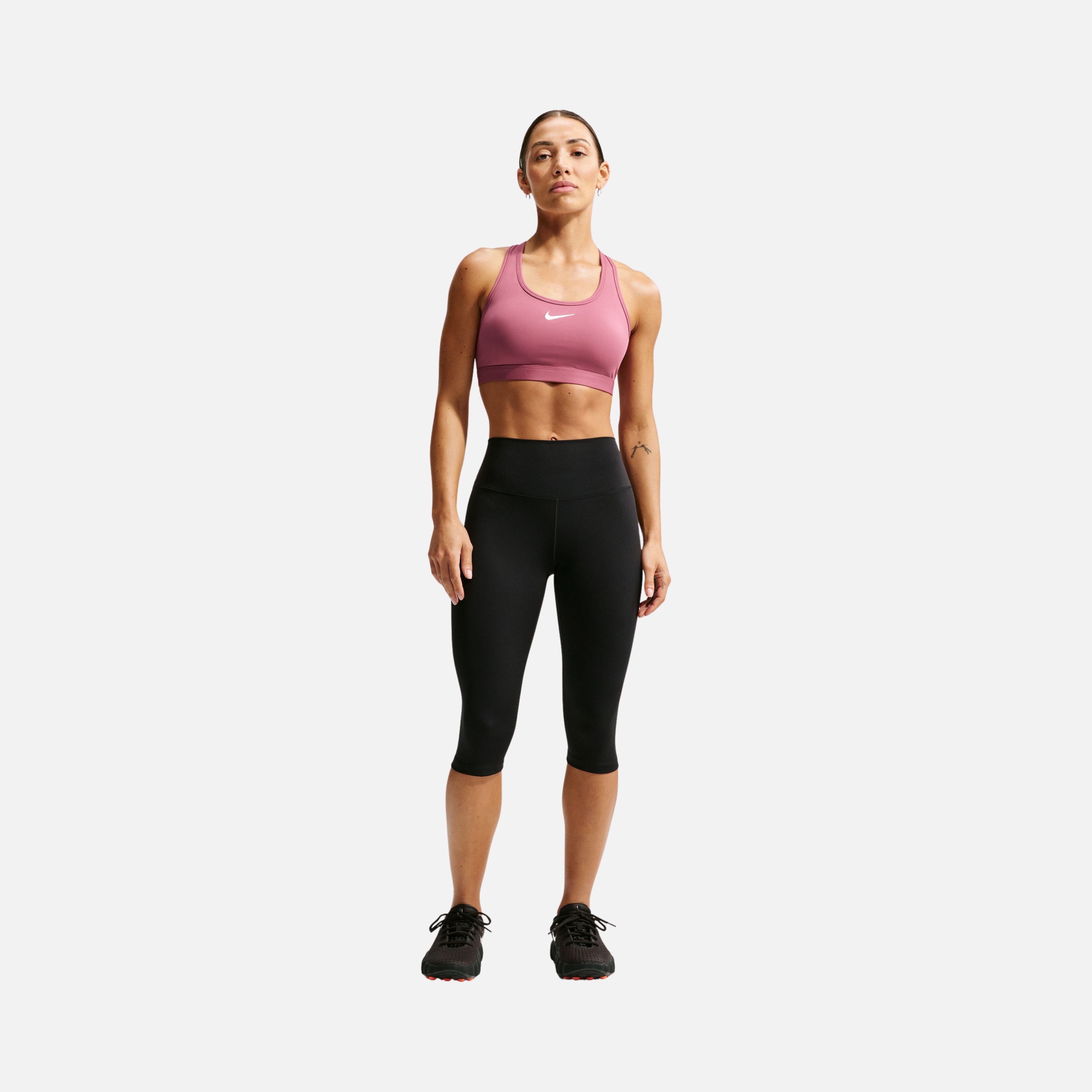 Nike Swoosh Medium Support Padded Training Kadın Bra