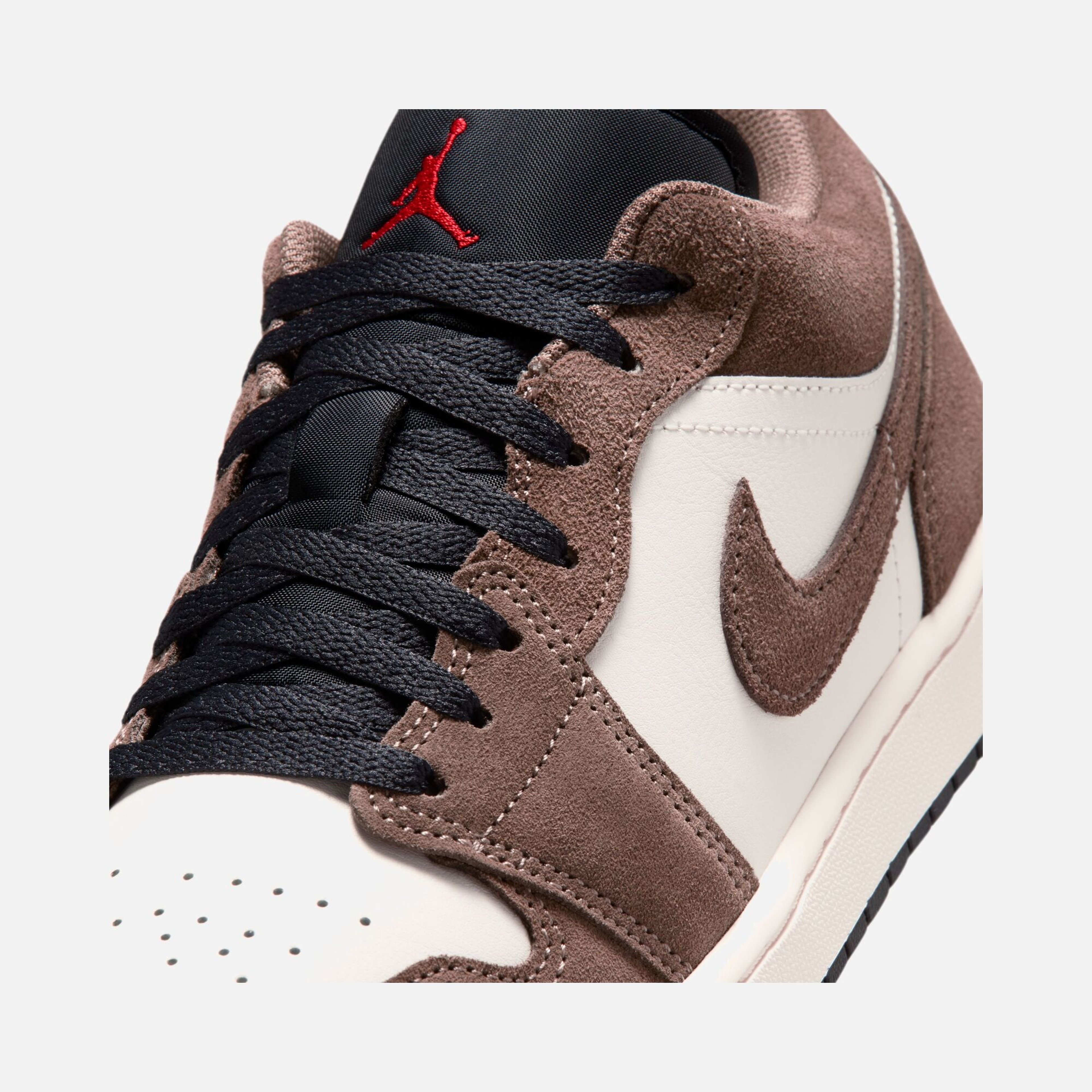 Nike Air Jordan 1 Low CO Erkek Spor Ayakkabı