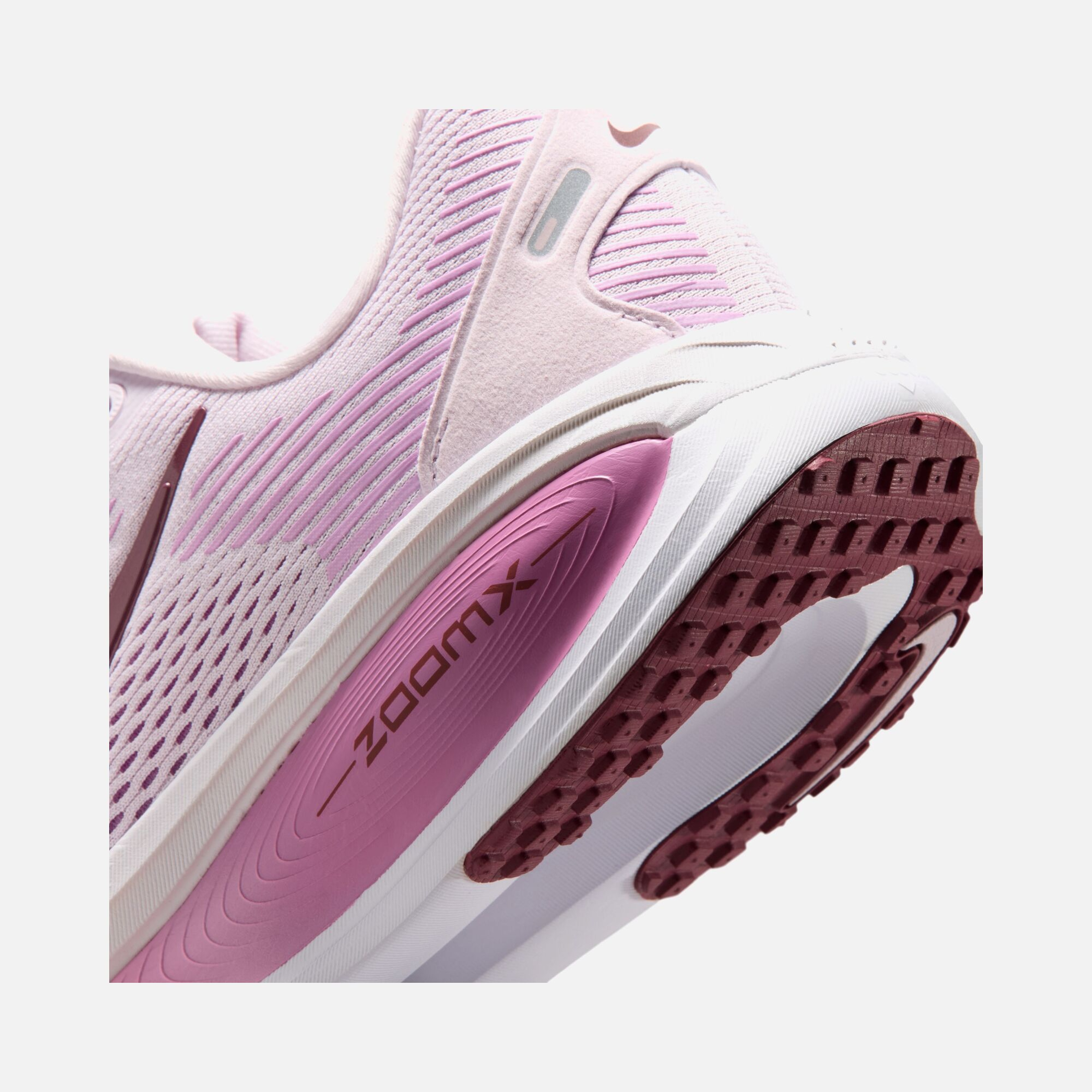 Nike Vomero 18 ZoomX Road Running Kadın Spor Ayakkabı