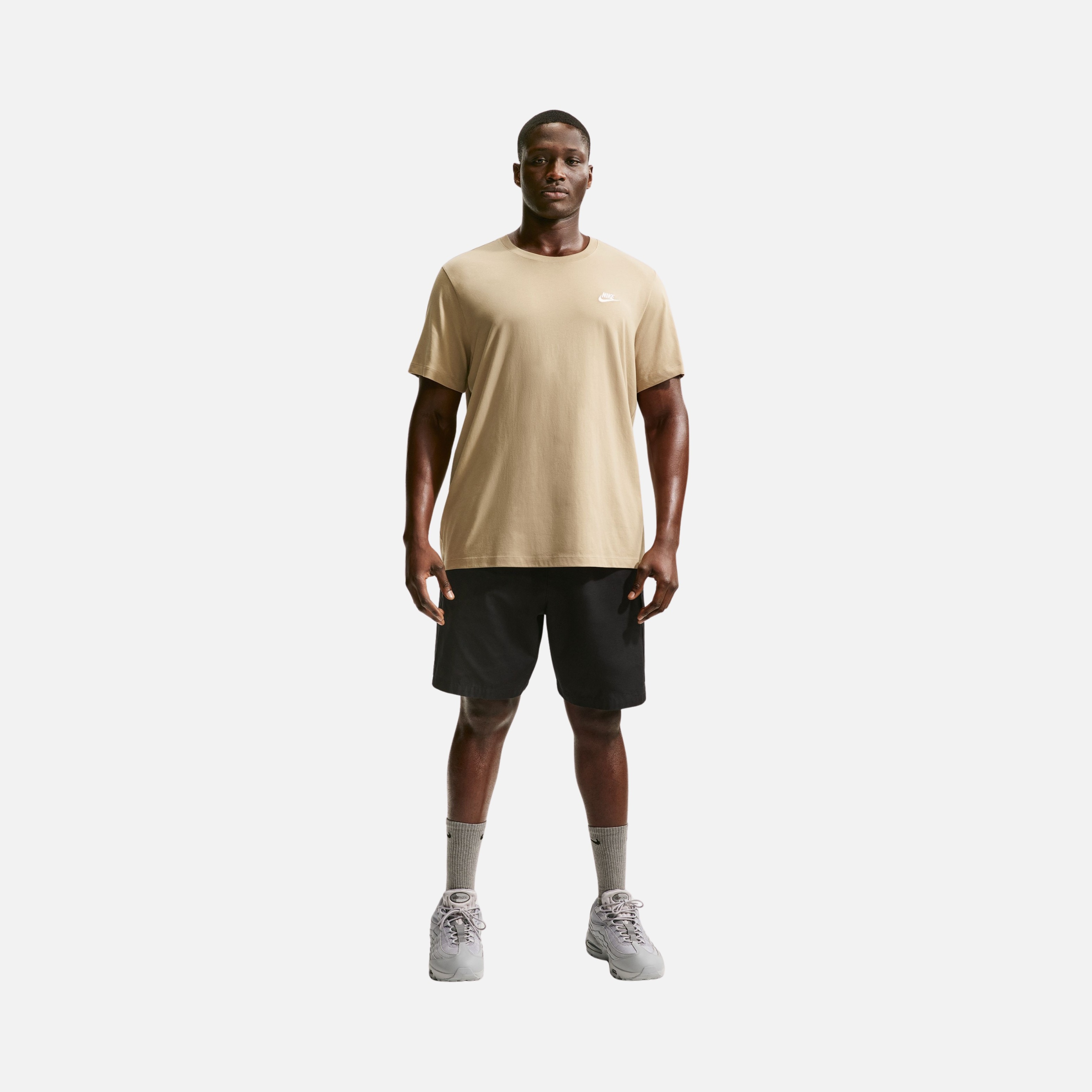 Nike Sportswear Club Short-Sleeve Erkek Tişört