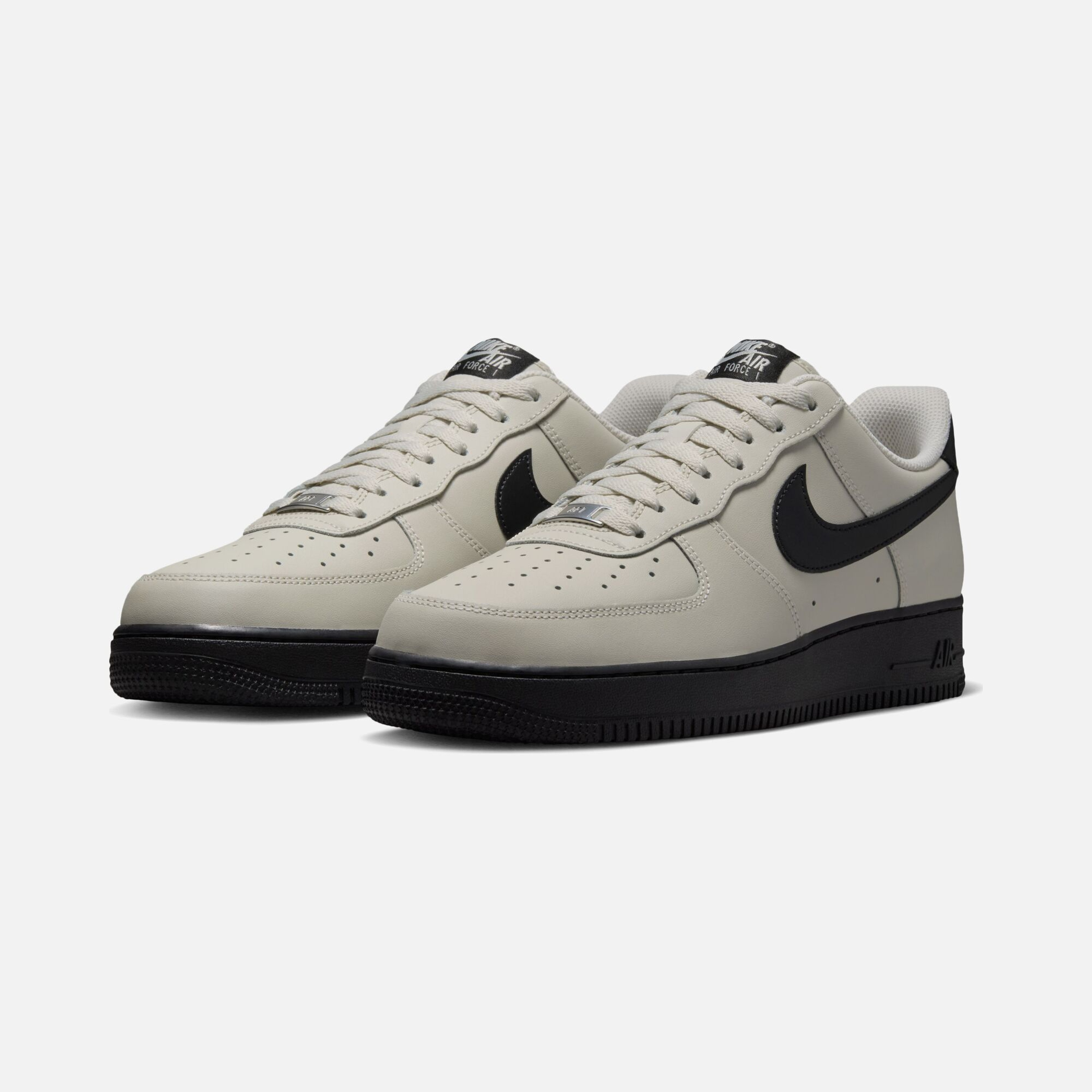Nike Air Force 1 07 26 Erkek Spor Ayakkabı