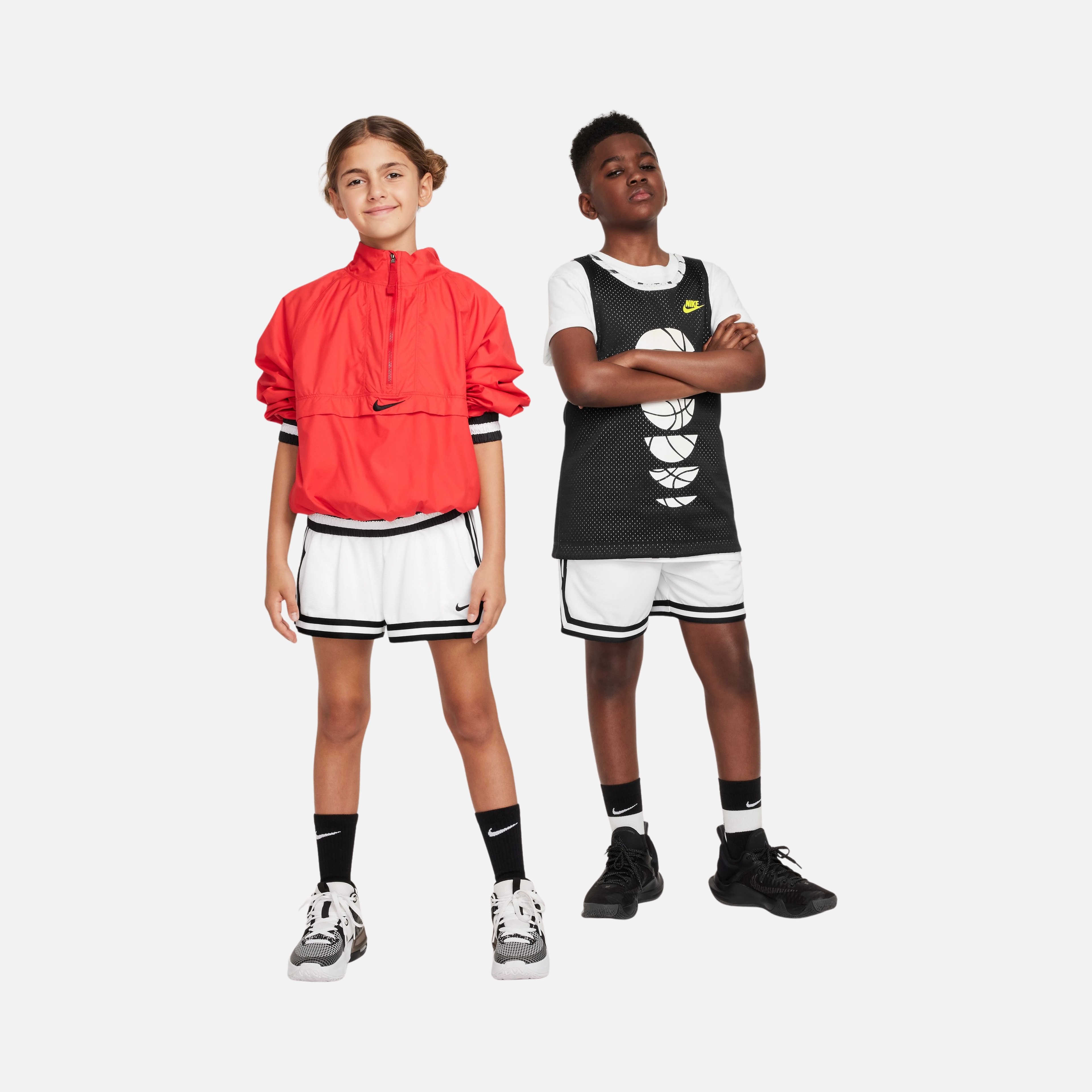 Nike Dri-Fit Dna 24 Short 5 In Çocuk Şort