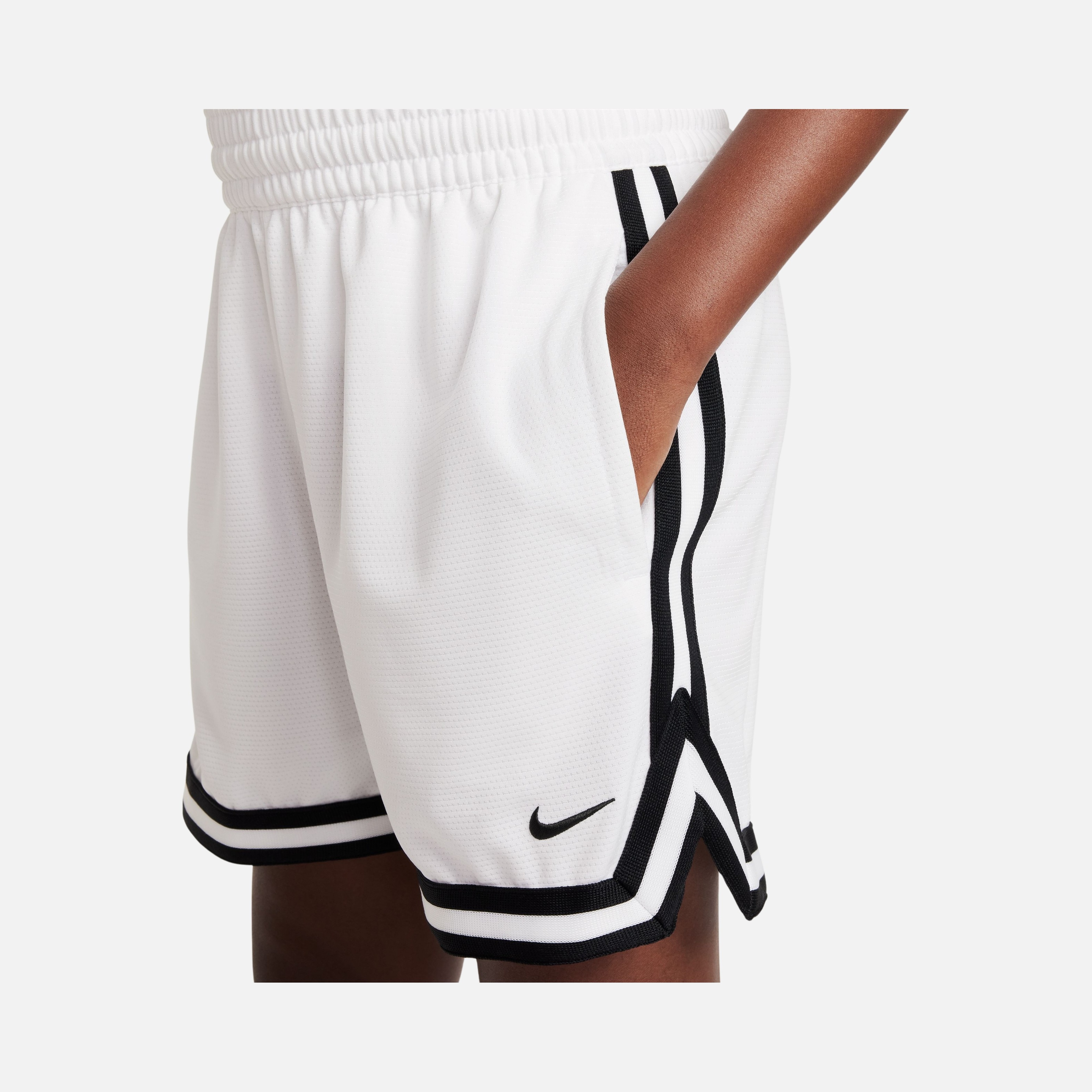 Nike Dri-Fit Dna 24 Short 5 In Çocuk Şort