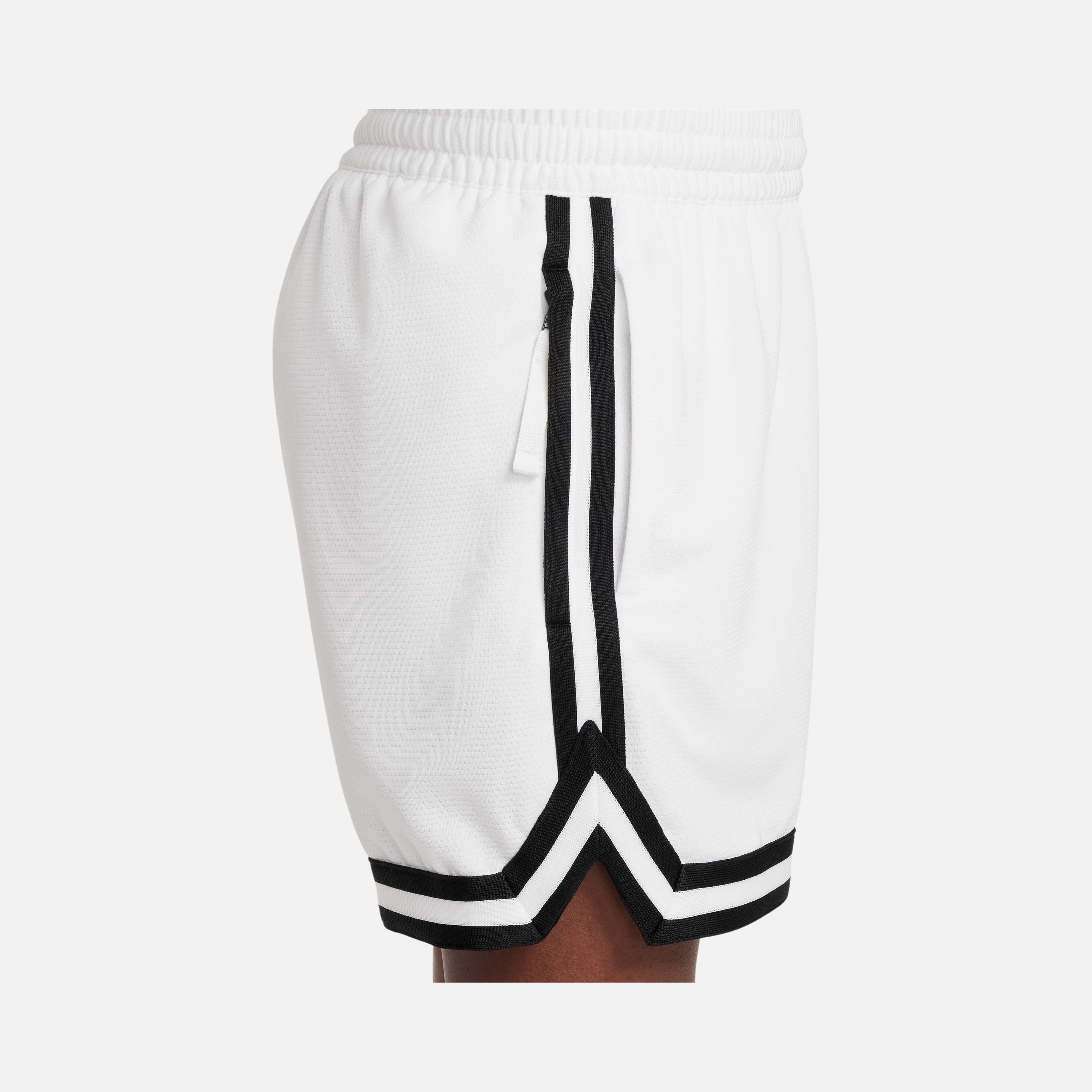 Nike Dri-Fit Dna 24 Short 5 In Çocuk Şort