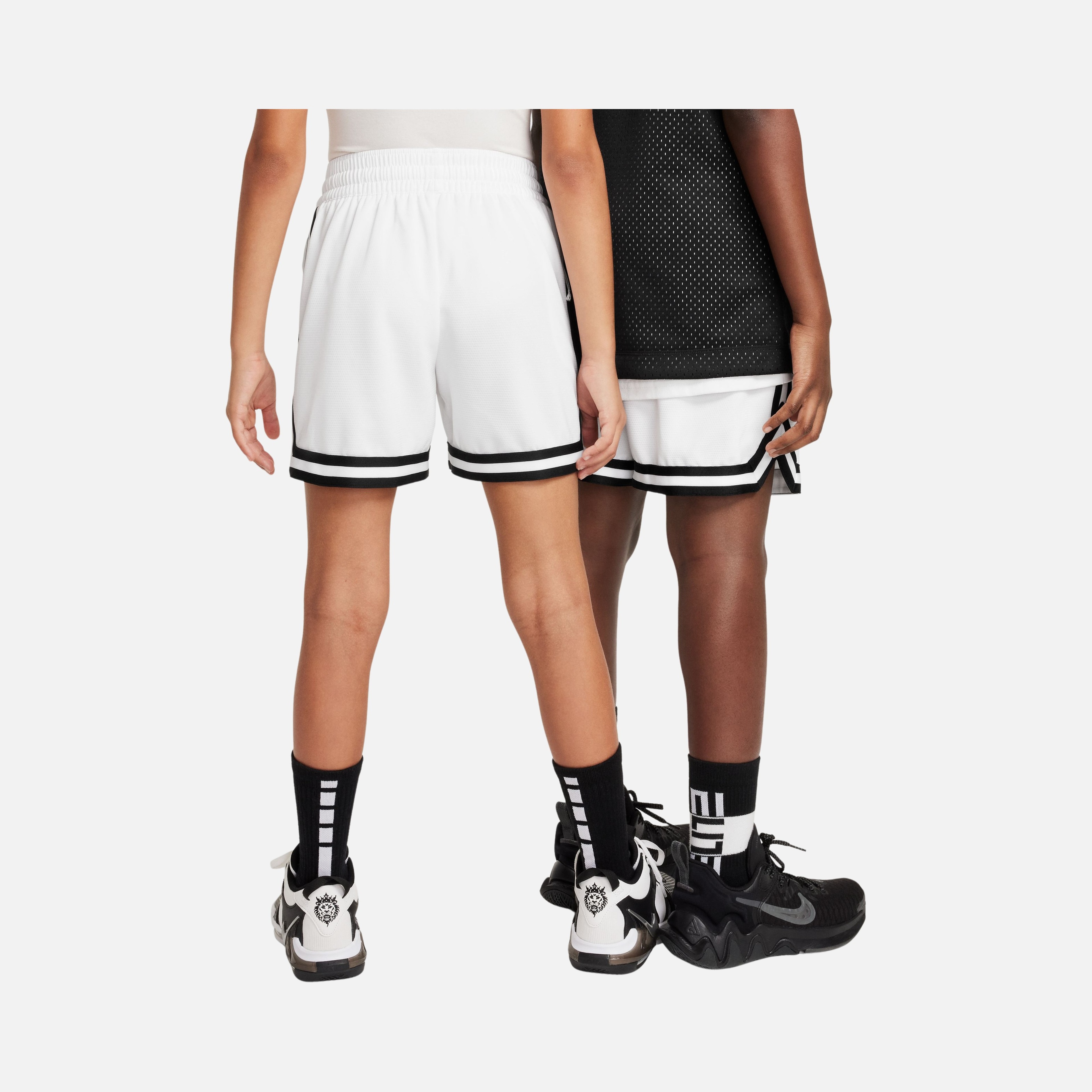 Nike Dri-Fit Dna 24 Short 5 In Çocuk Şort