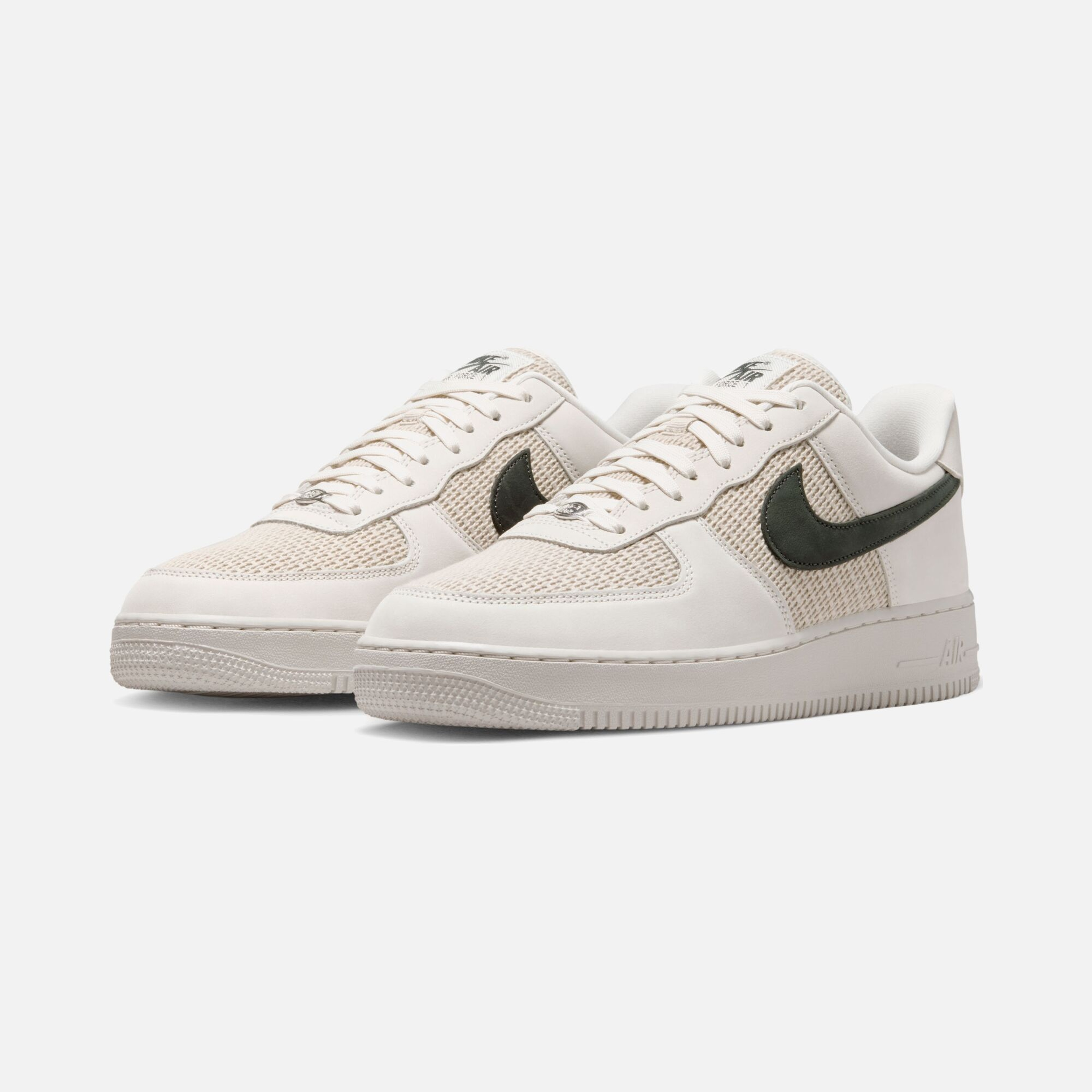 Nike Air Force 1 07 Lv8 SS26 Erkek Spor Ayakkabı