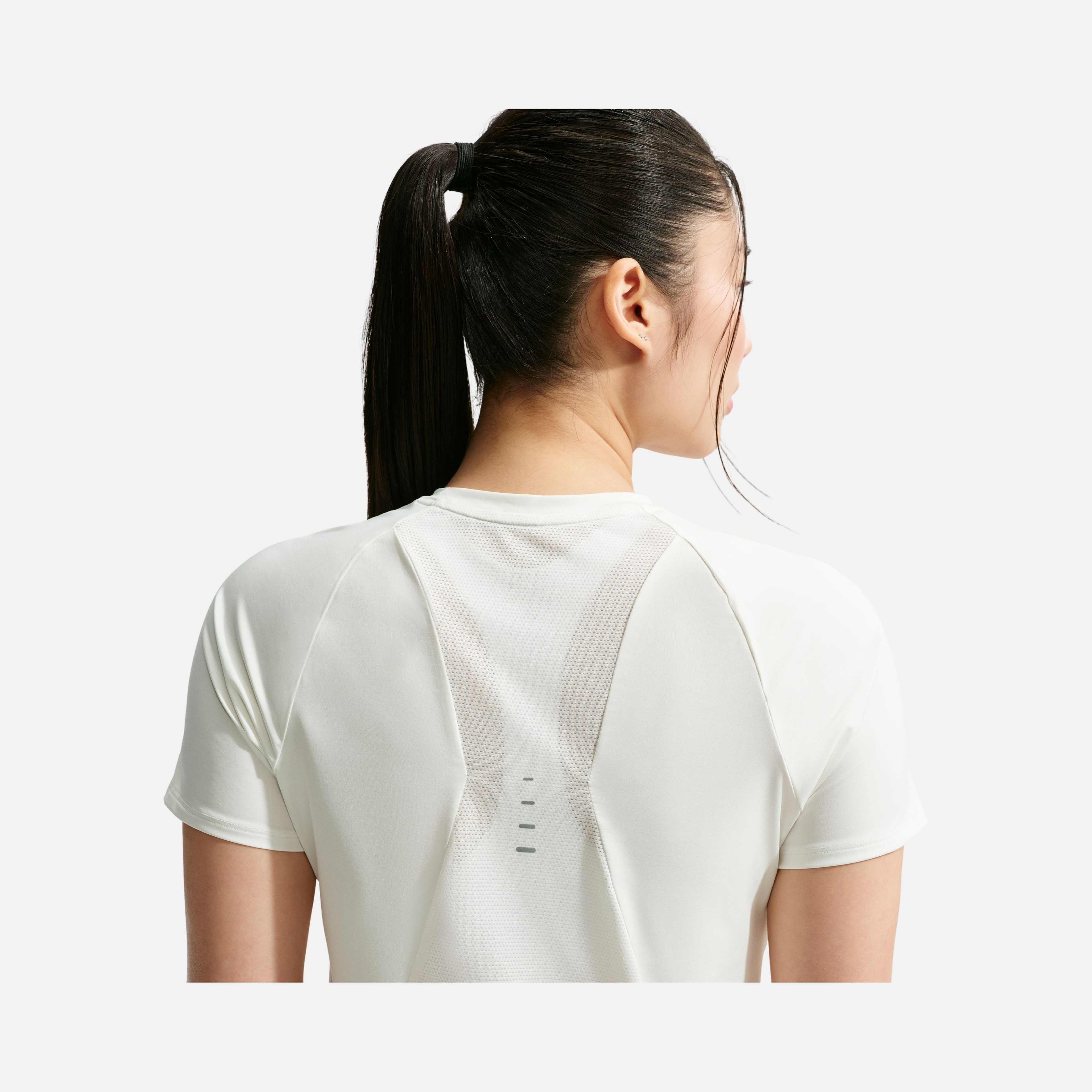 Nike Swift Dri-FIT Running Kadın Tişört
