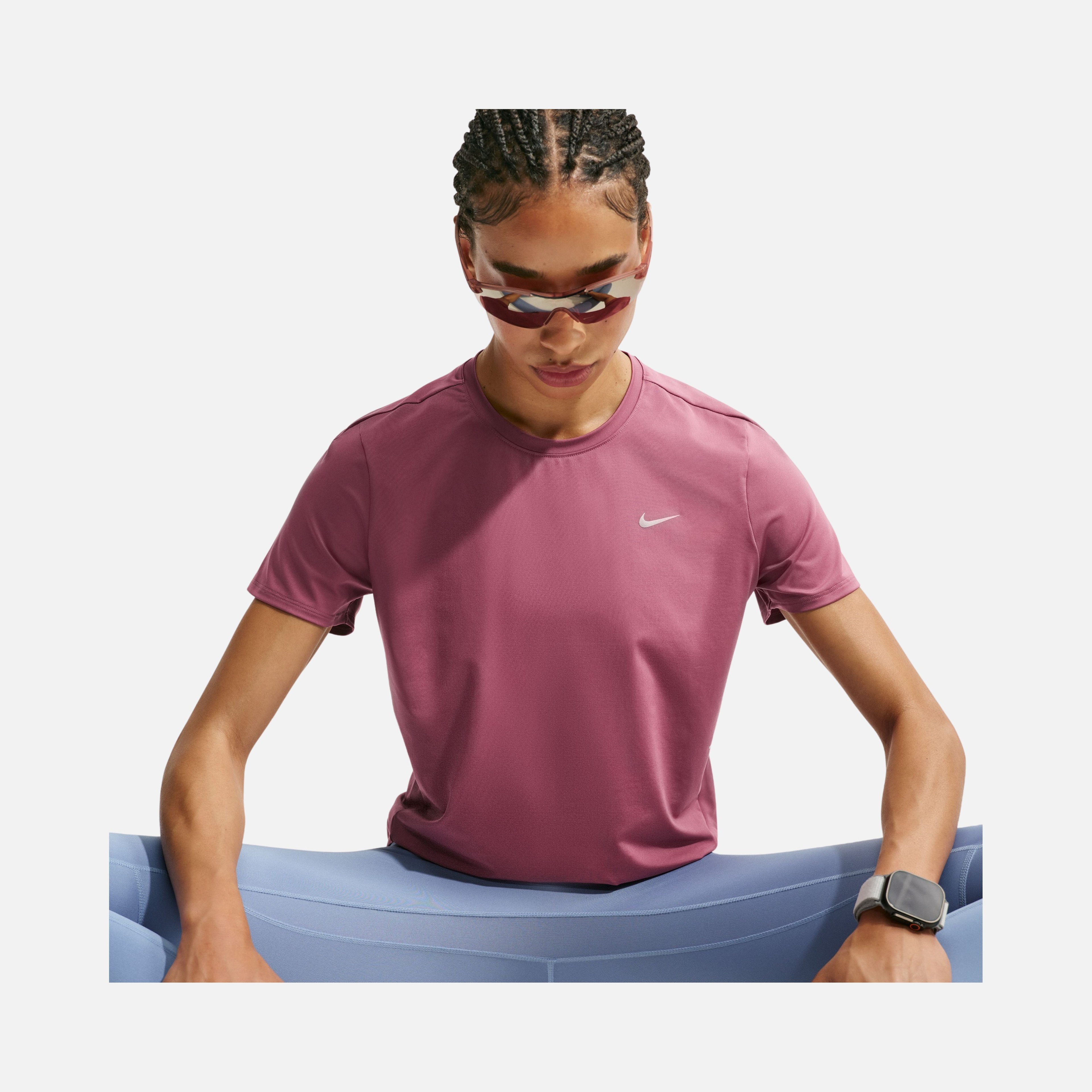 Nike Swift Dri-FIT Running Kadın Tişört