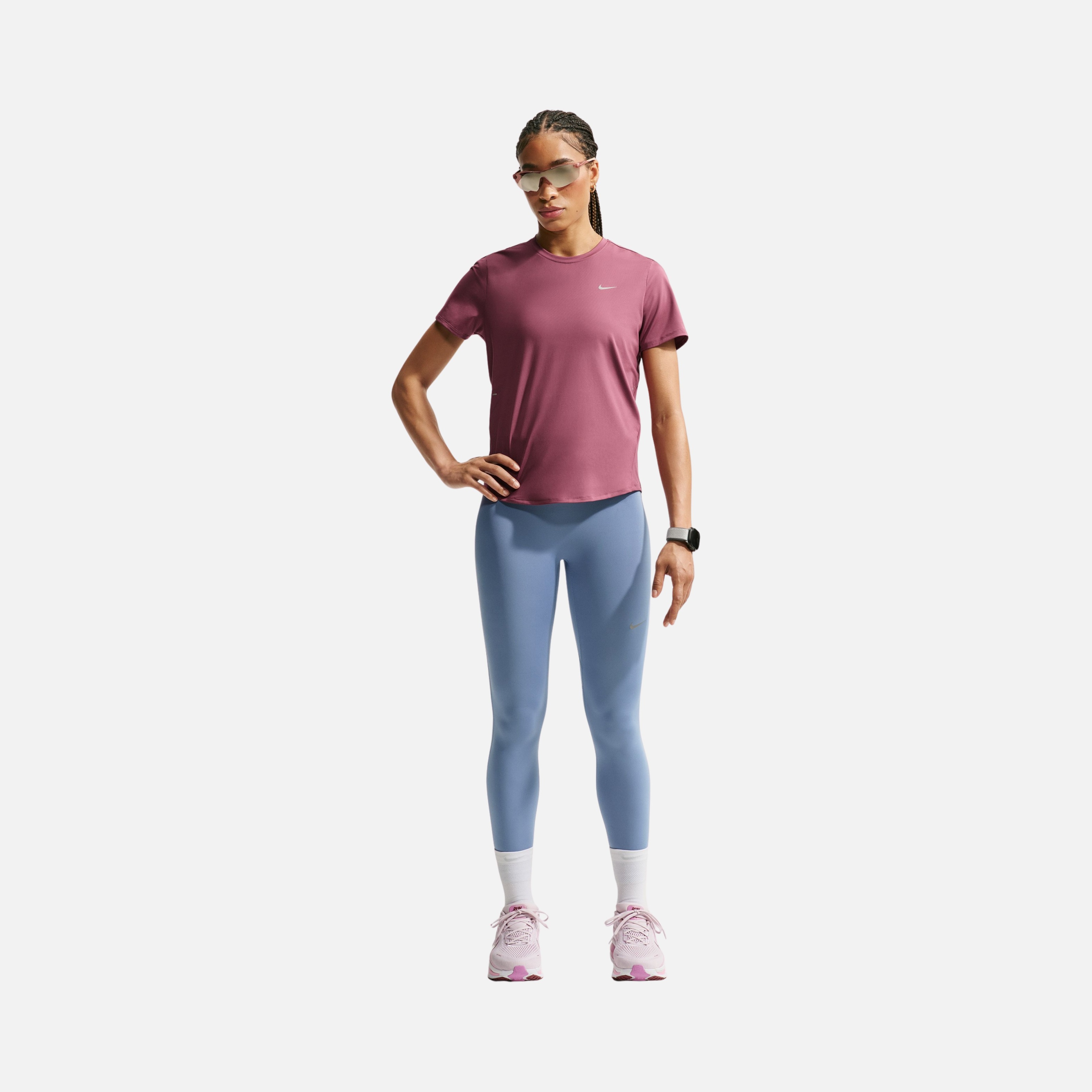 Nike Swift Dri-FIT Running Kadın Tişört