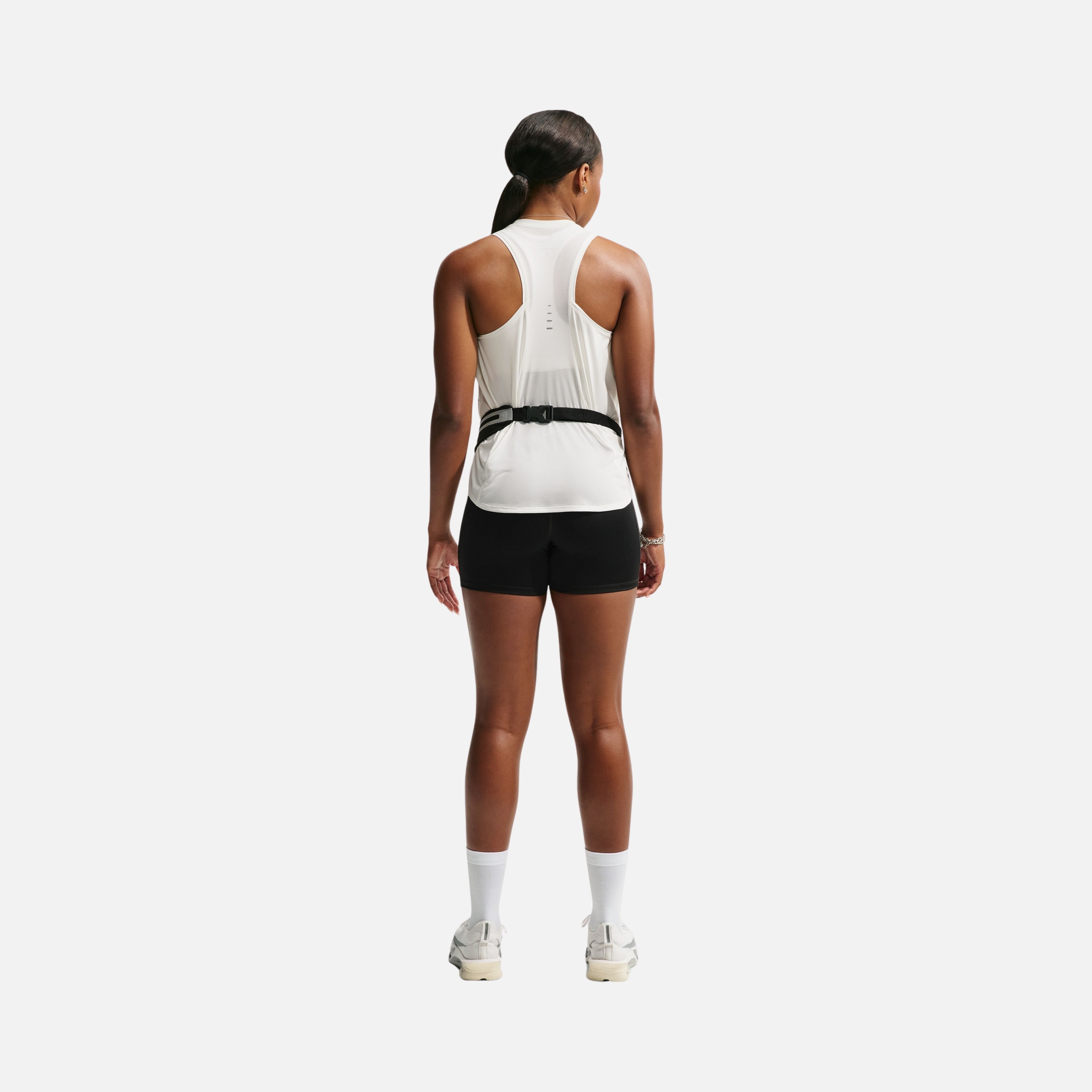 Nike Swift Dri-FIT Kadın Atlet