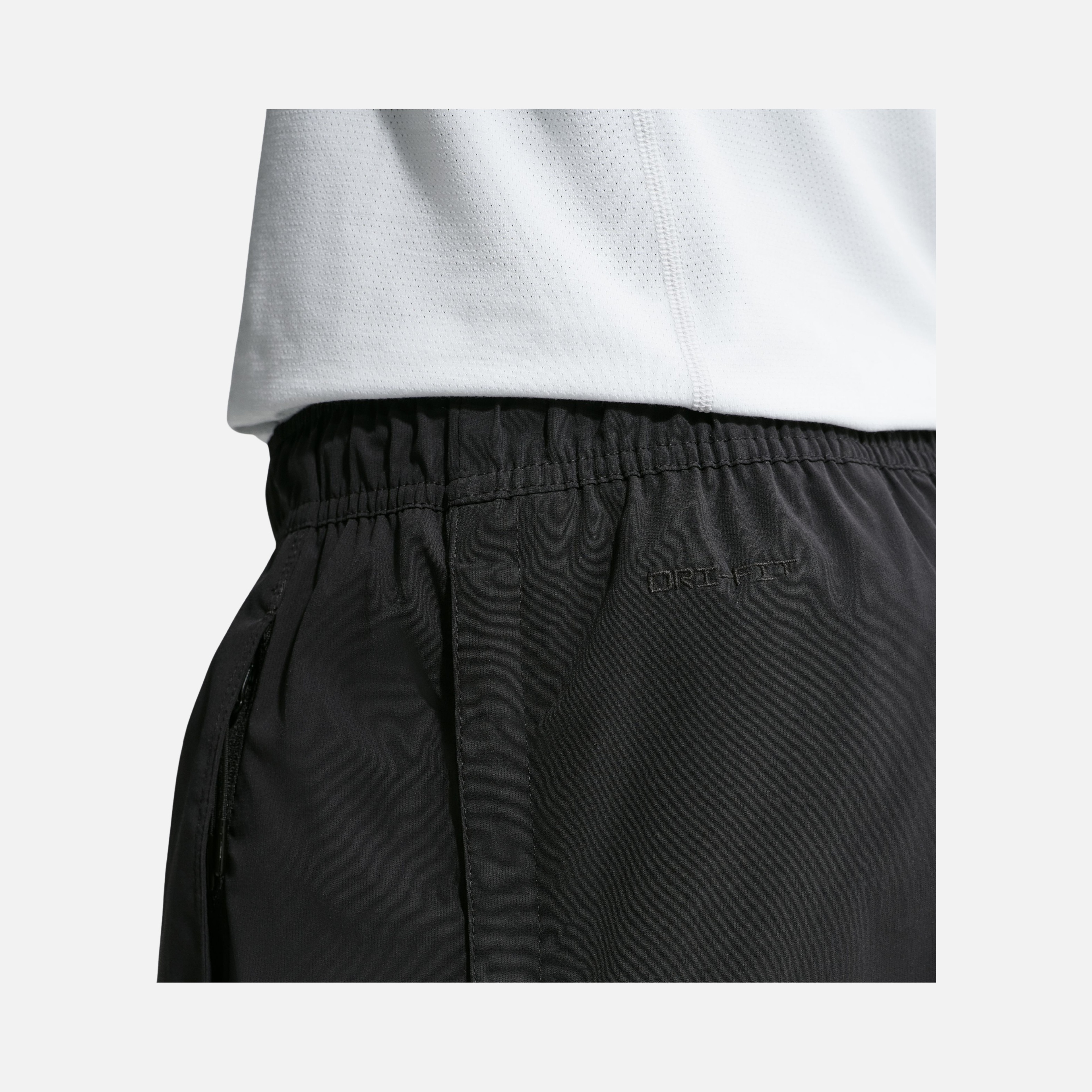 Nike Tech Helios Dri-FIT Erkek Şort
