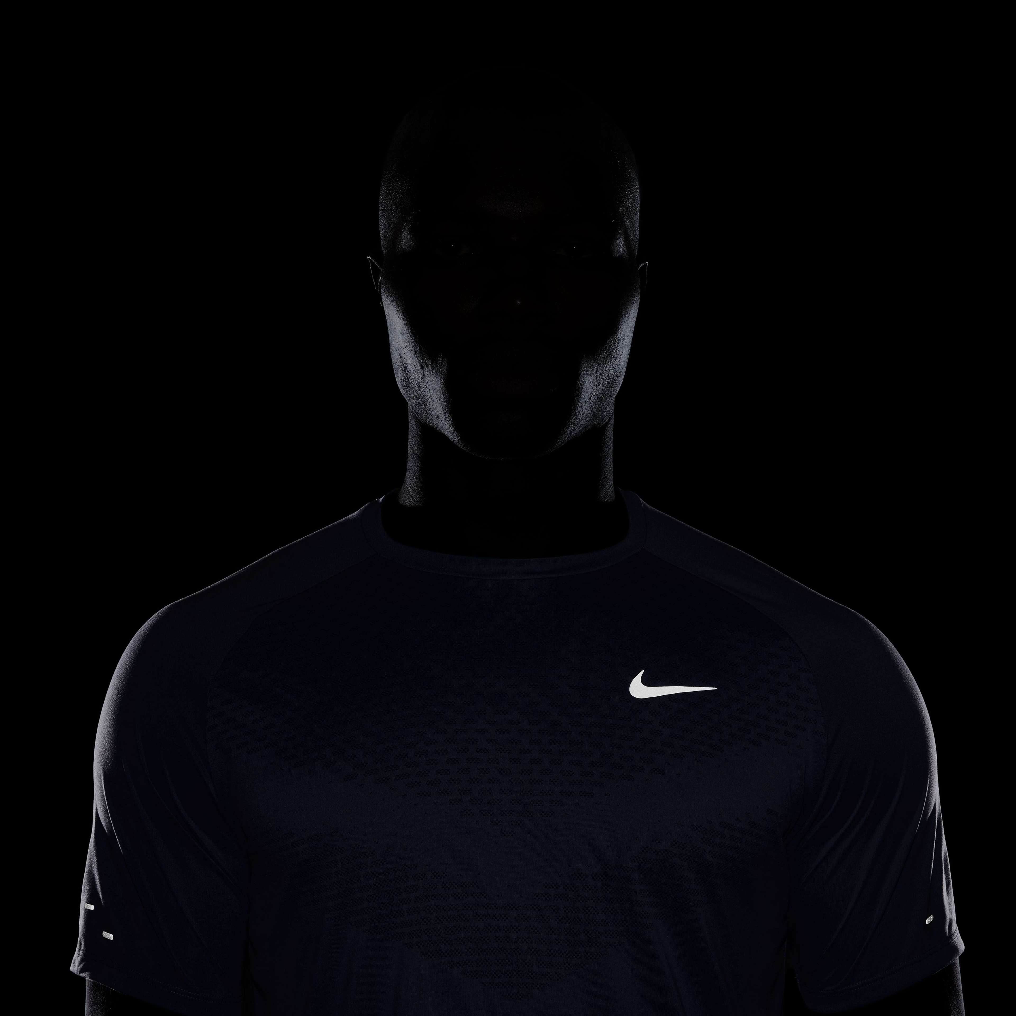 Nike Dri-Fit ADV Stride Running Short-Sleeve Erkek Tişört