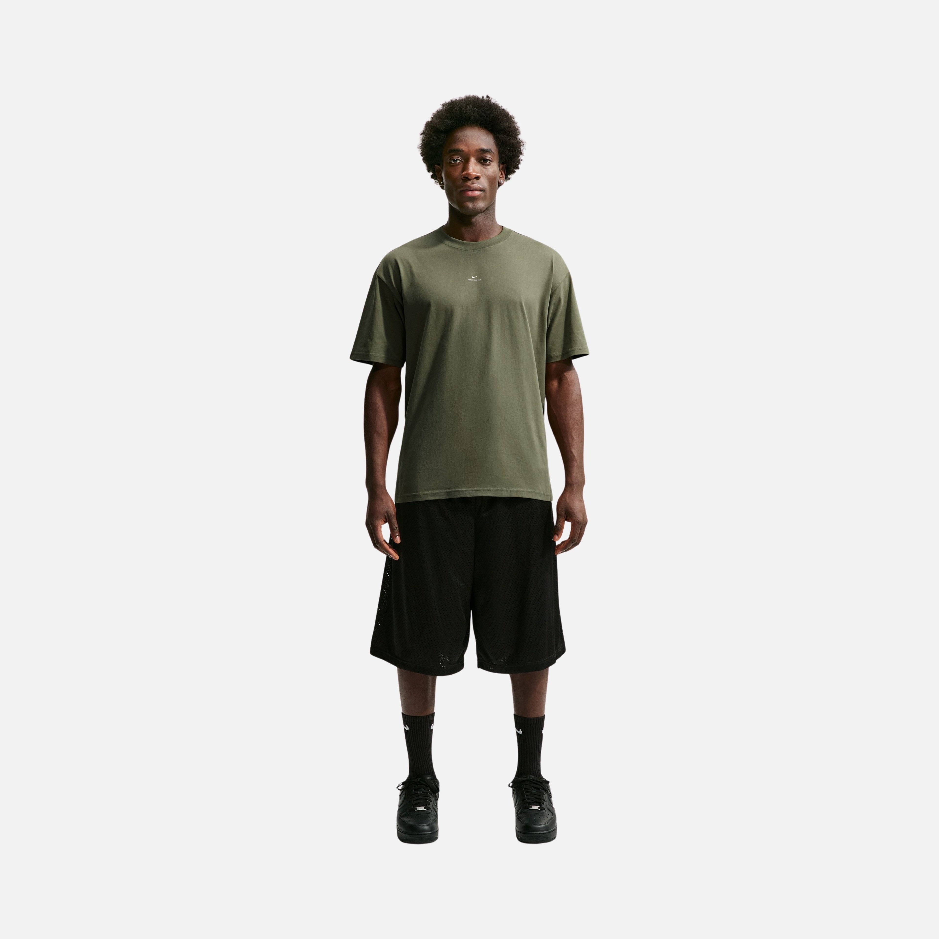 Nike Standard Issue Dri-FIT Erkek Tişört
