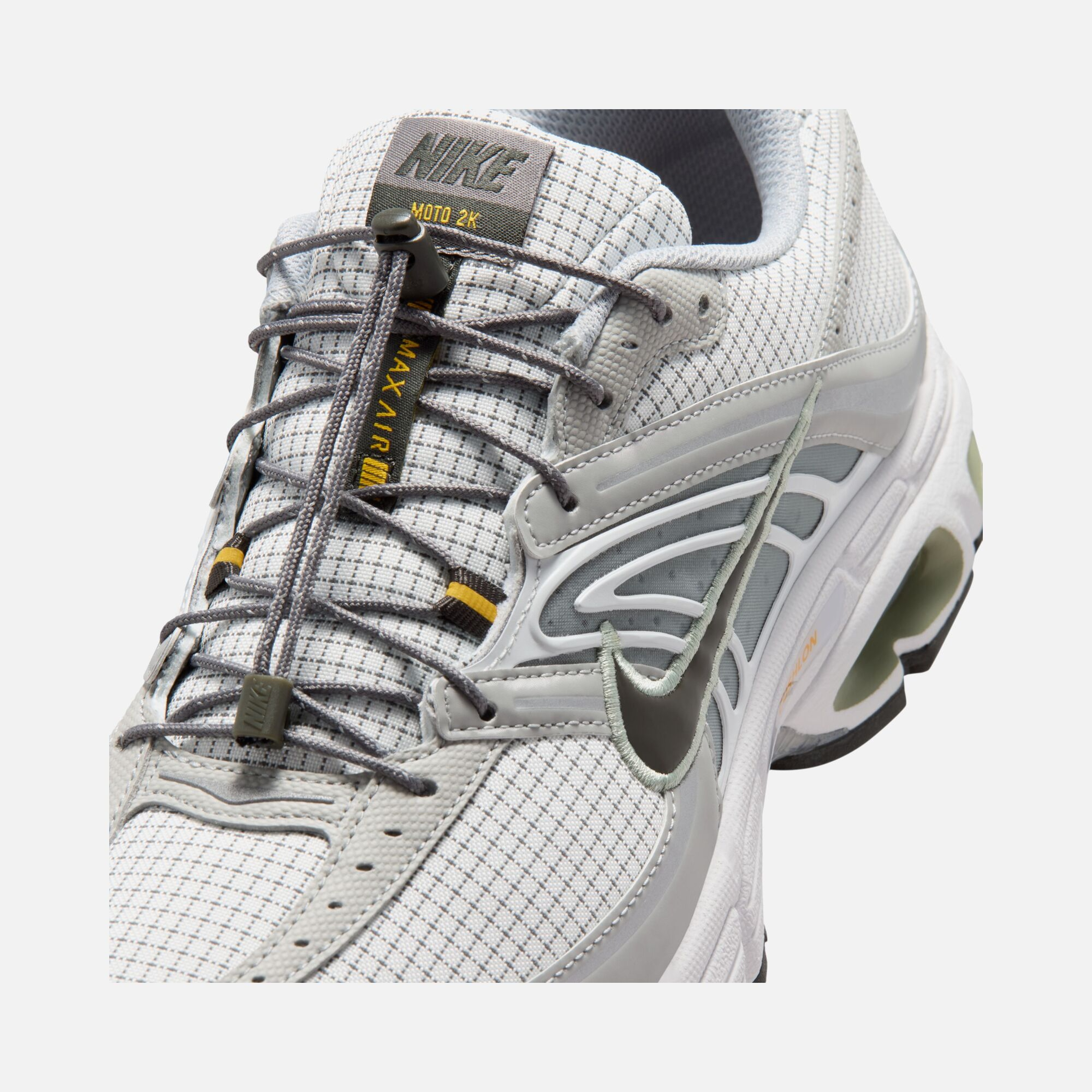 Nike Air Max Moto 2K Erkek Spor Ayakkabısı