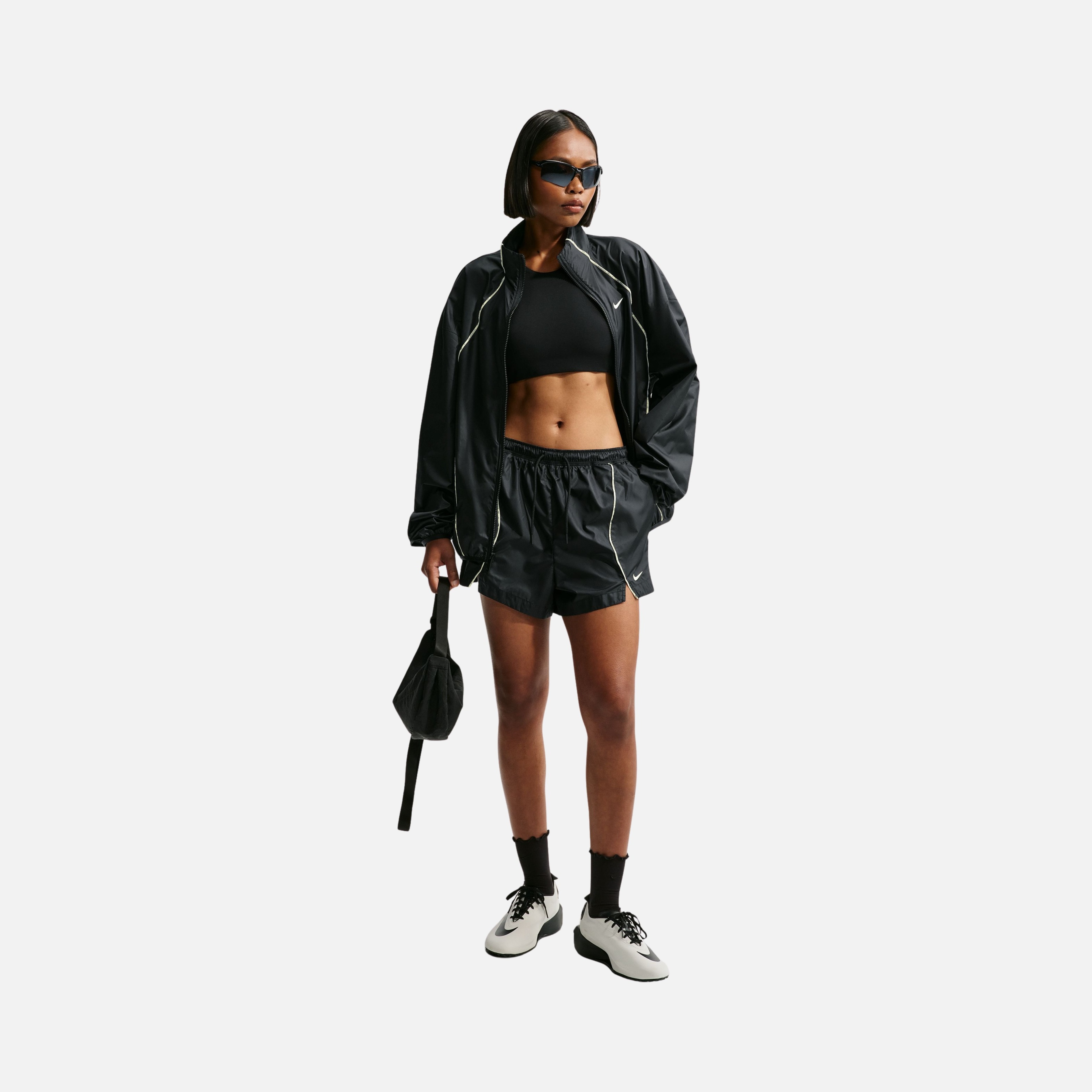 Nike Athletics Dept Lightweight Woven Kadın Şort
