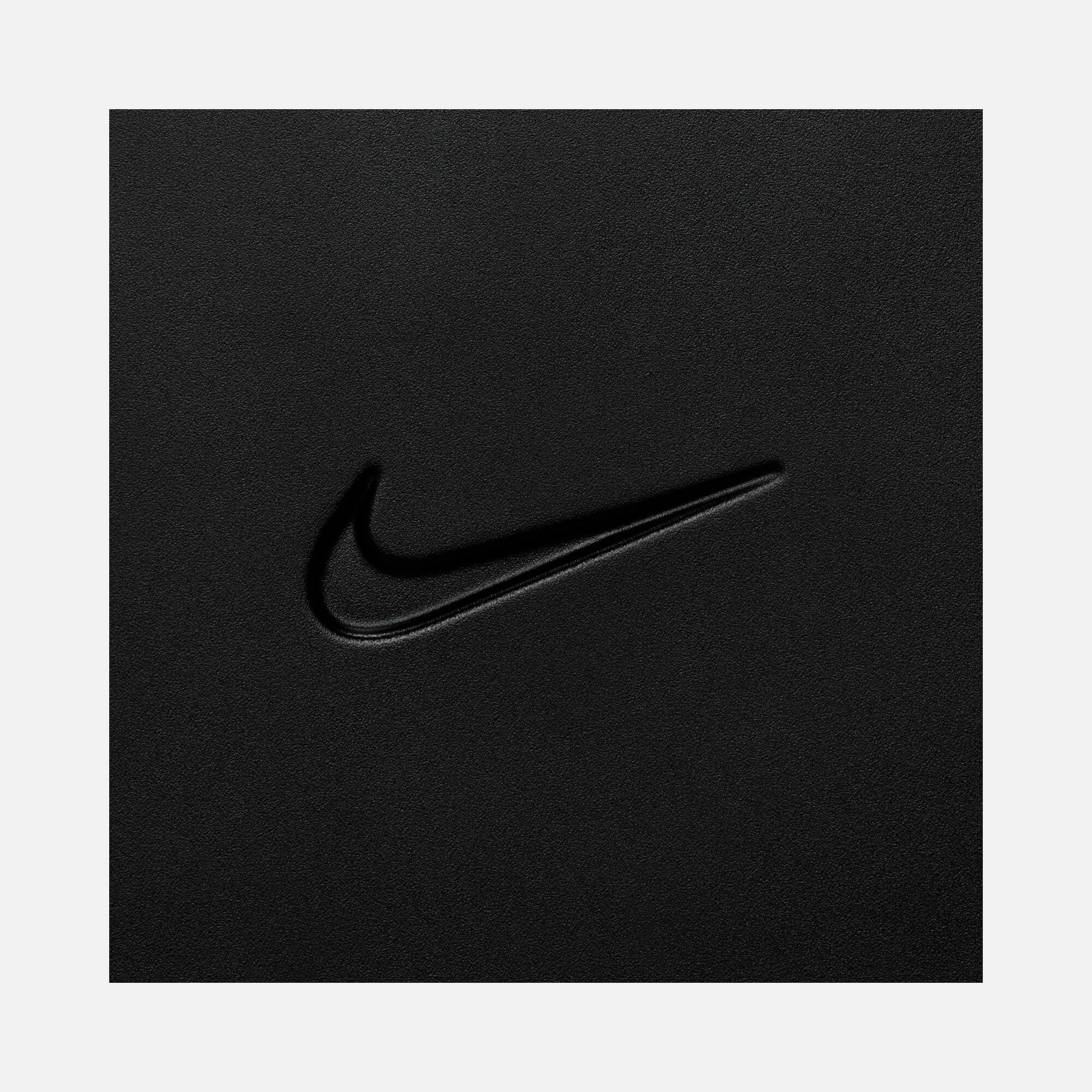 Nike 66 cm Sert Kapaklı Orta Boy (96 L) Bagaj Bavul