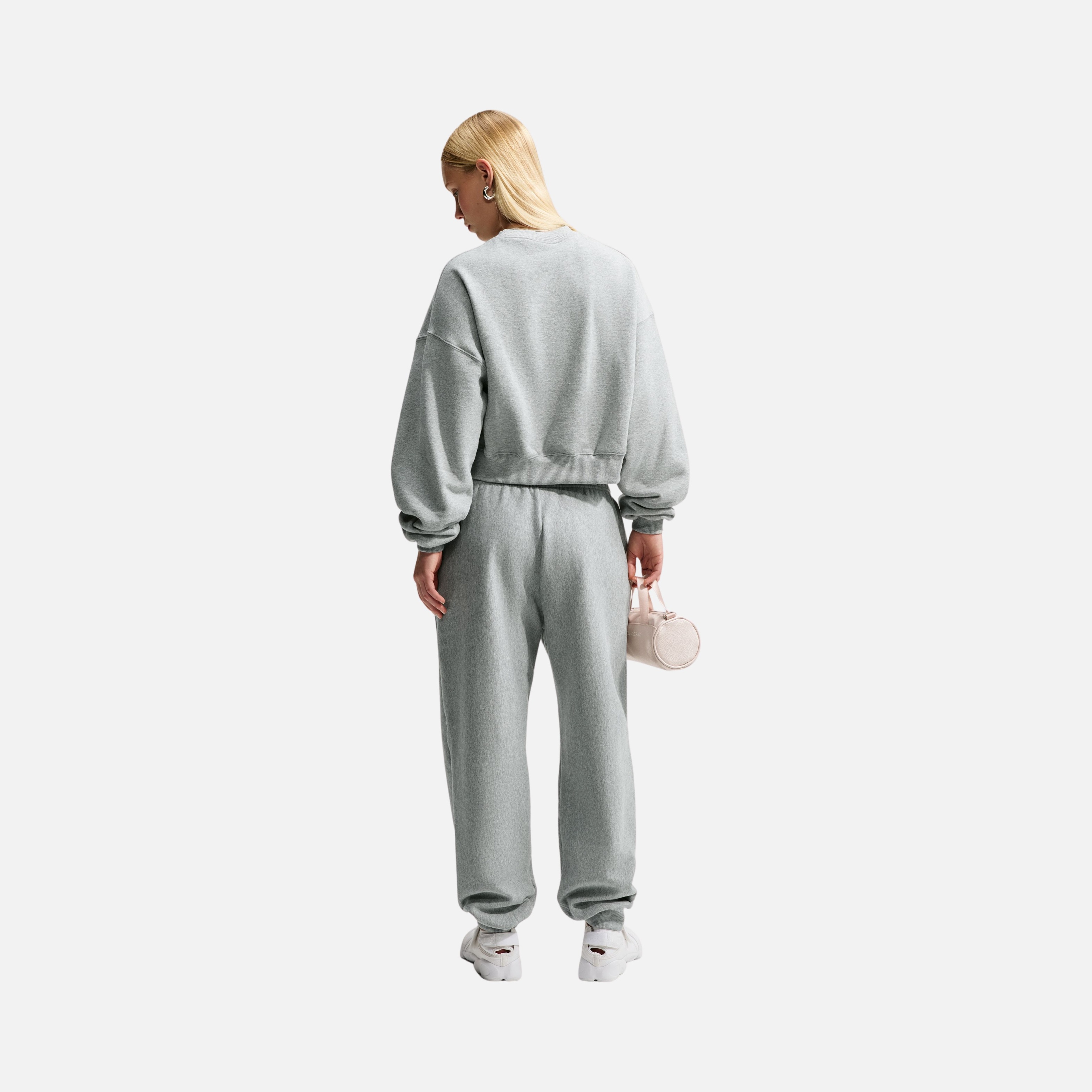 Nike Studio Fleece Oversized Cropped Crew Kadın Sweatshirt