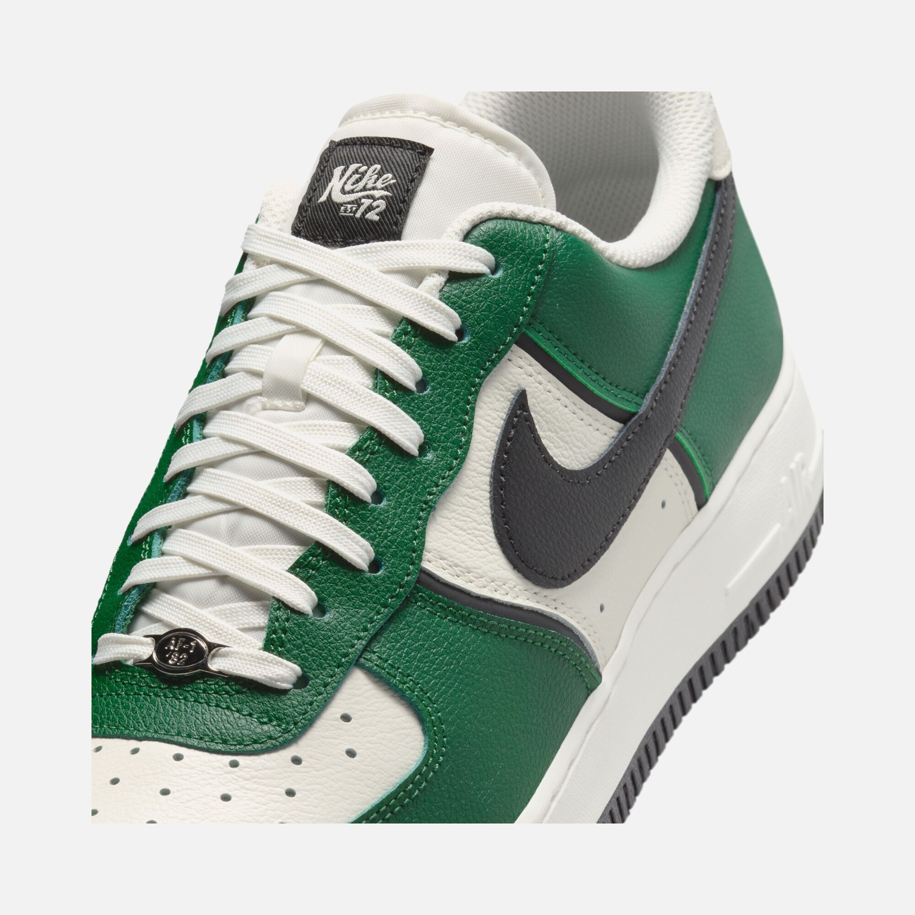 Nike Air Force 1 '07 Lv8 Sport Erkek Spor Ayakkabı