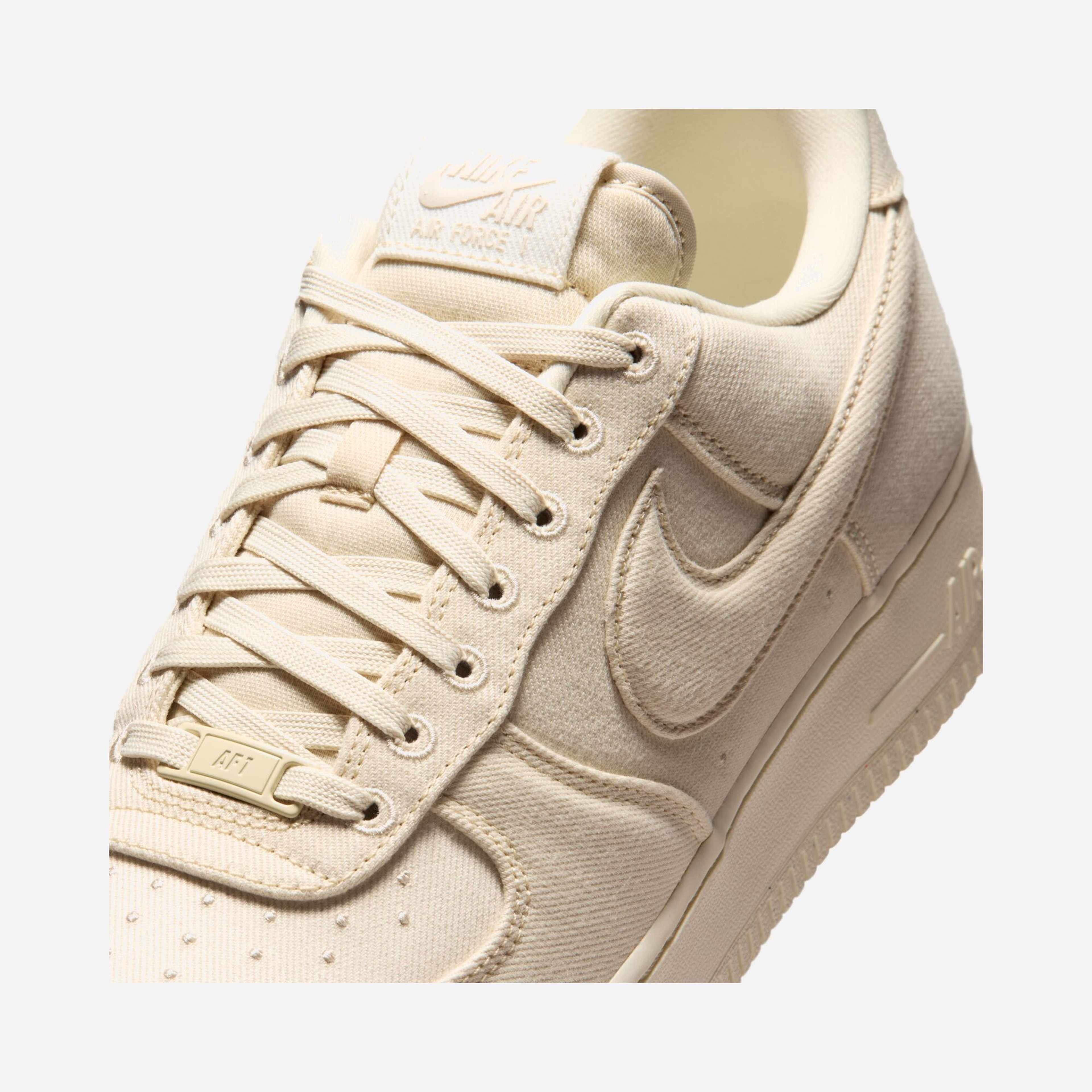 Nike Air Force 1 '07 Lv8 Ess+  Erkek Spor Ayakkabı