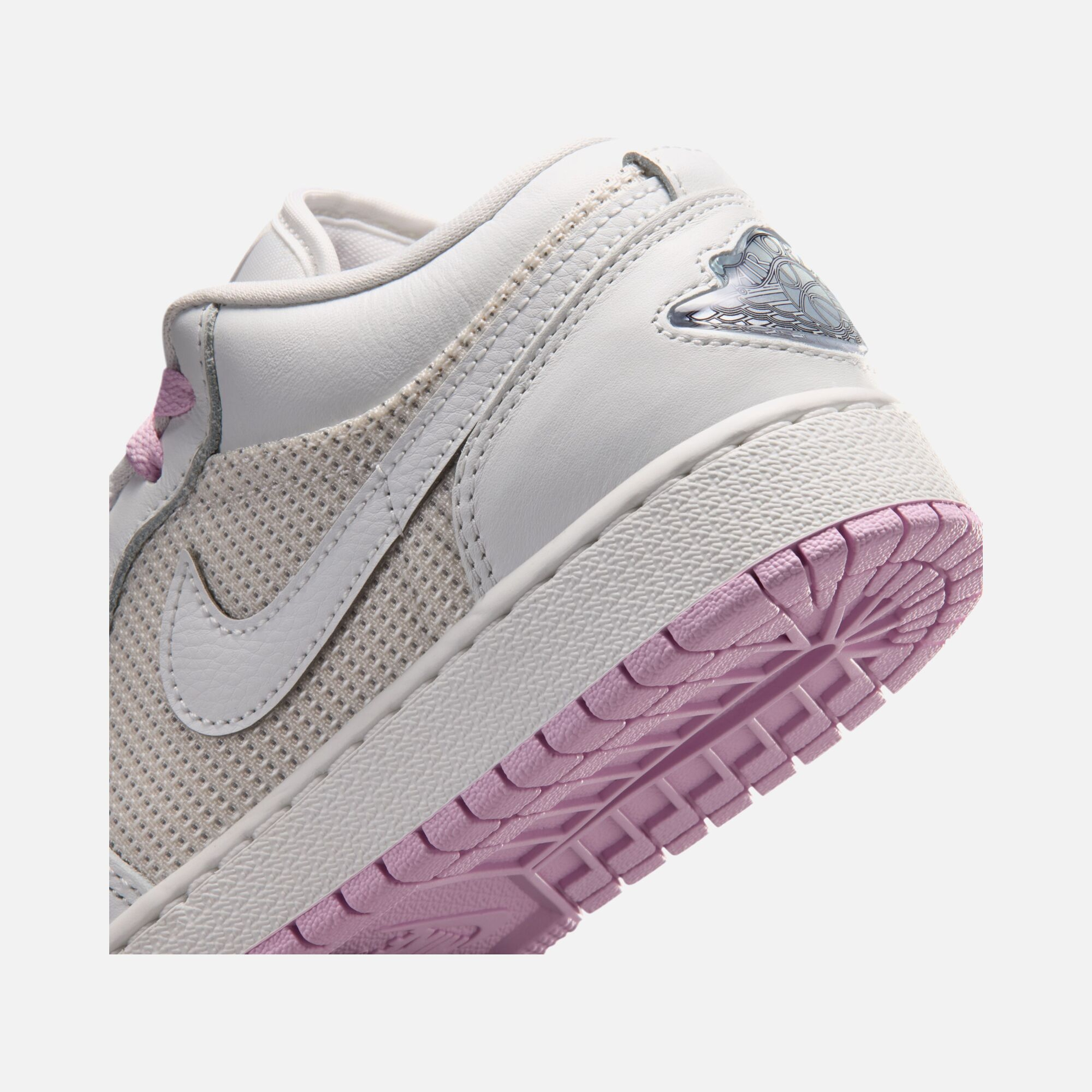 Nike Air Jordan 1 Low SE (Gs) Çocuk Spor Ayakkabı