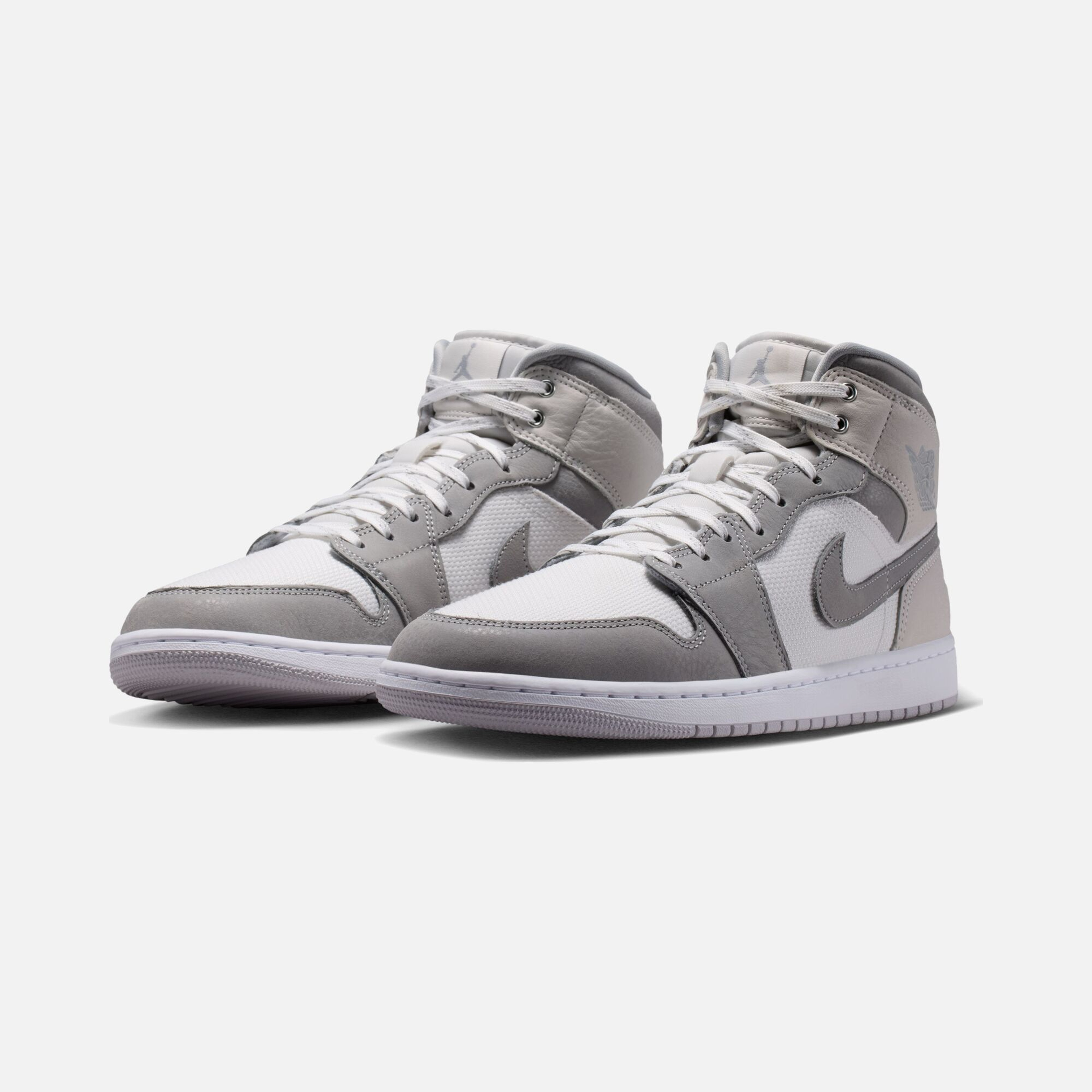 Nike Air Jordan 1 Mid SE "Summit White" Erkek Spor Ayakkabı