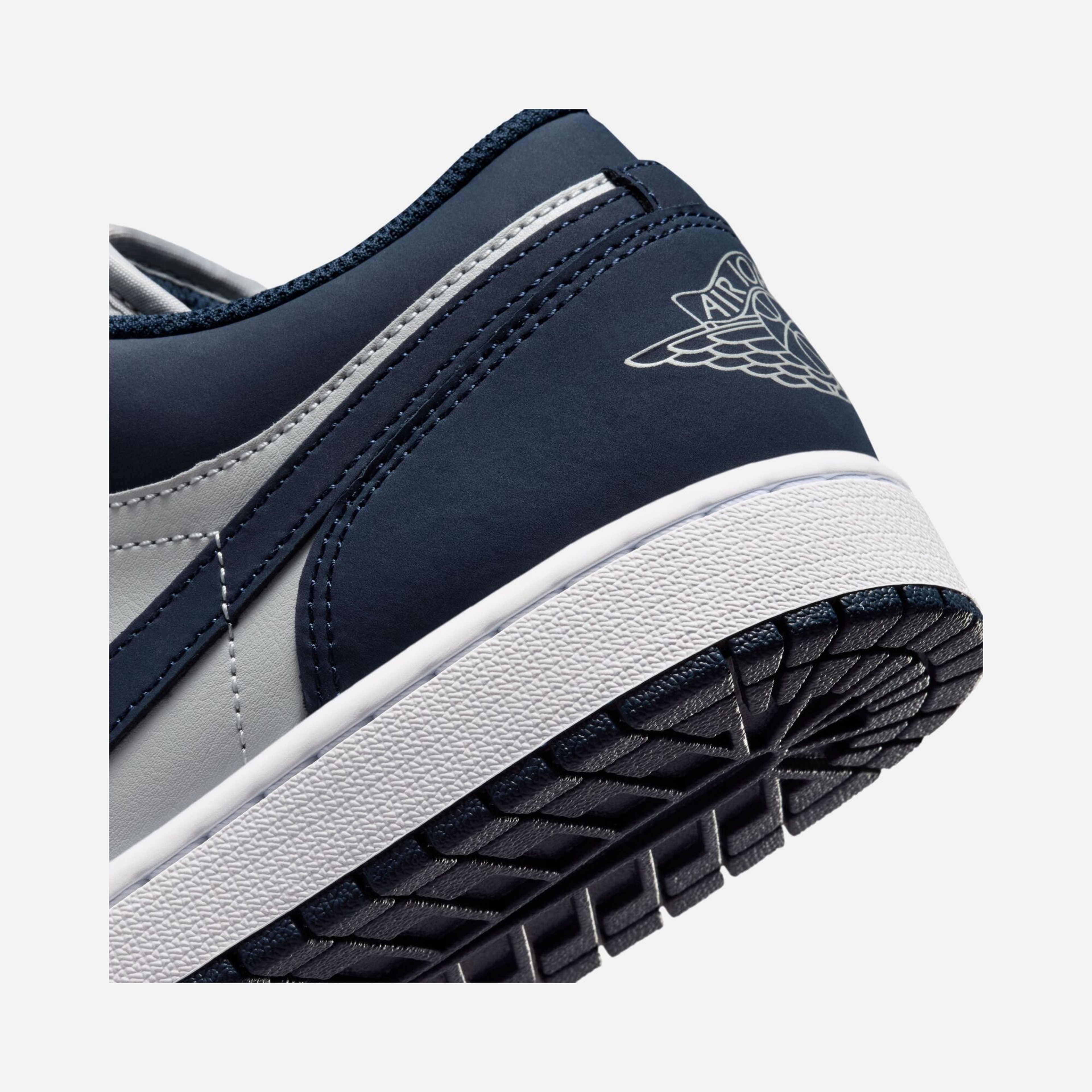 Nike Air Jordan 1 Low FA26 Erkek Spor Ayakkabı