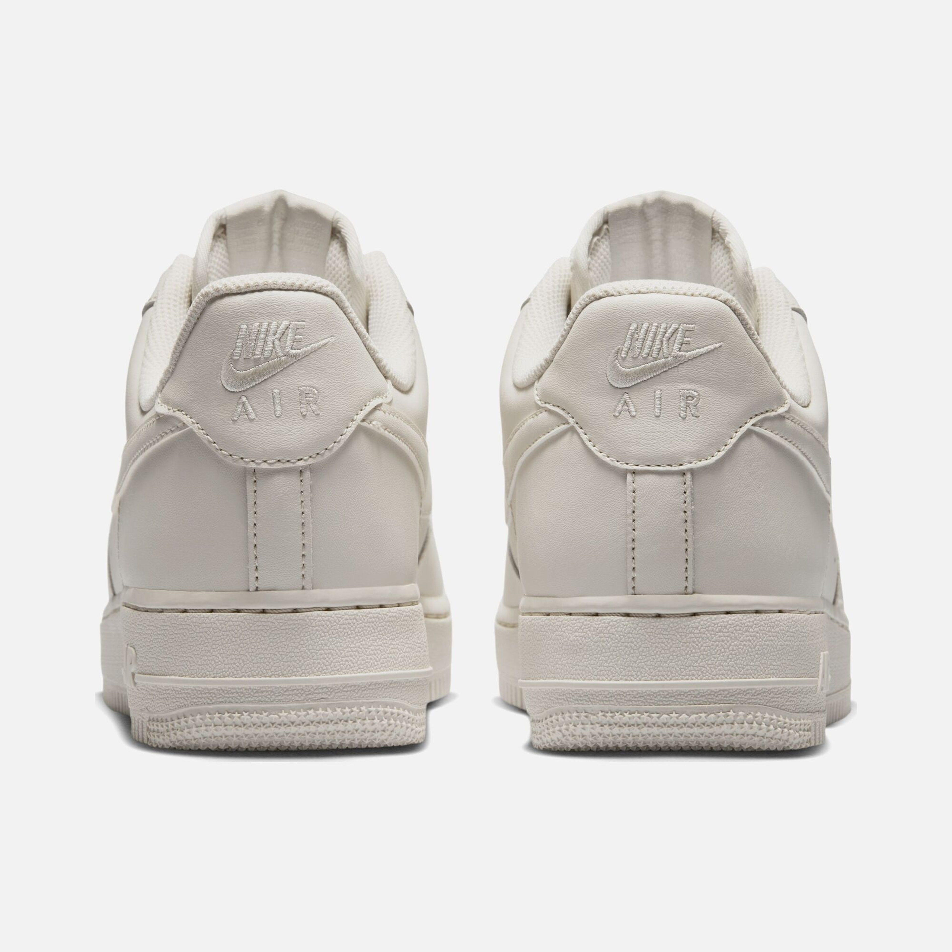 Nike Air Force 1 07 Erkek Spor Ayakkabı