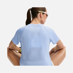 Nike Swift Dri-FIT Running Kadın Tişört