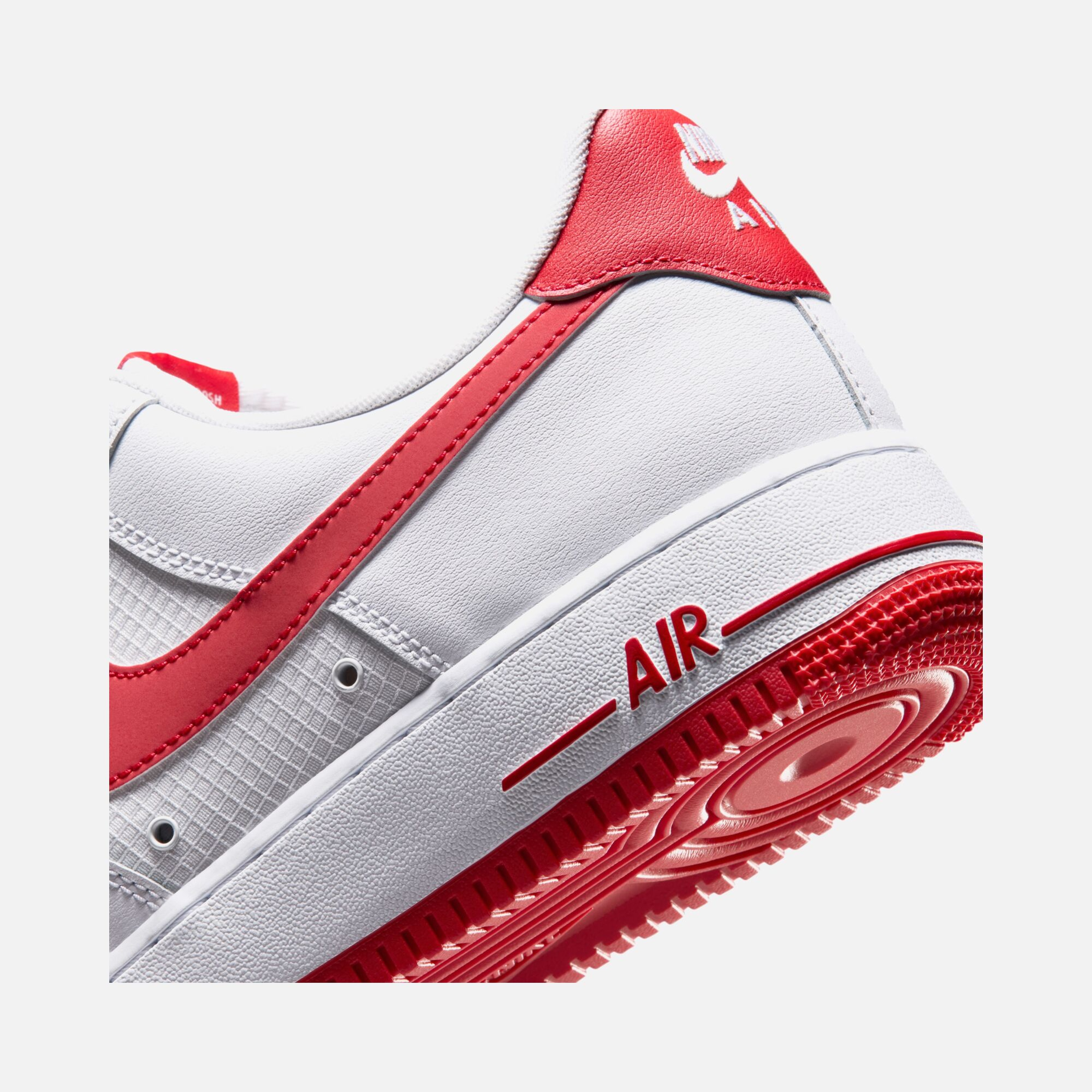 Nike Air Force 1  07 Lv8 Erkek Spor Ayakkabı