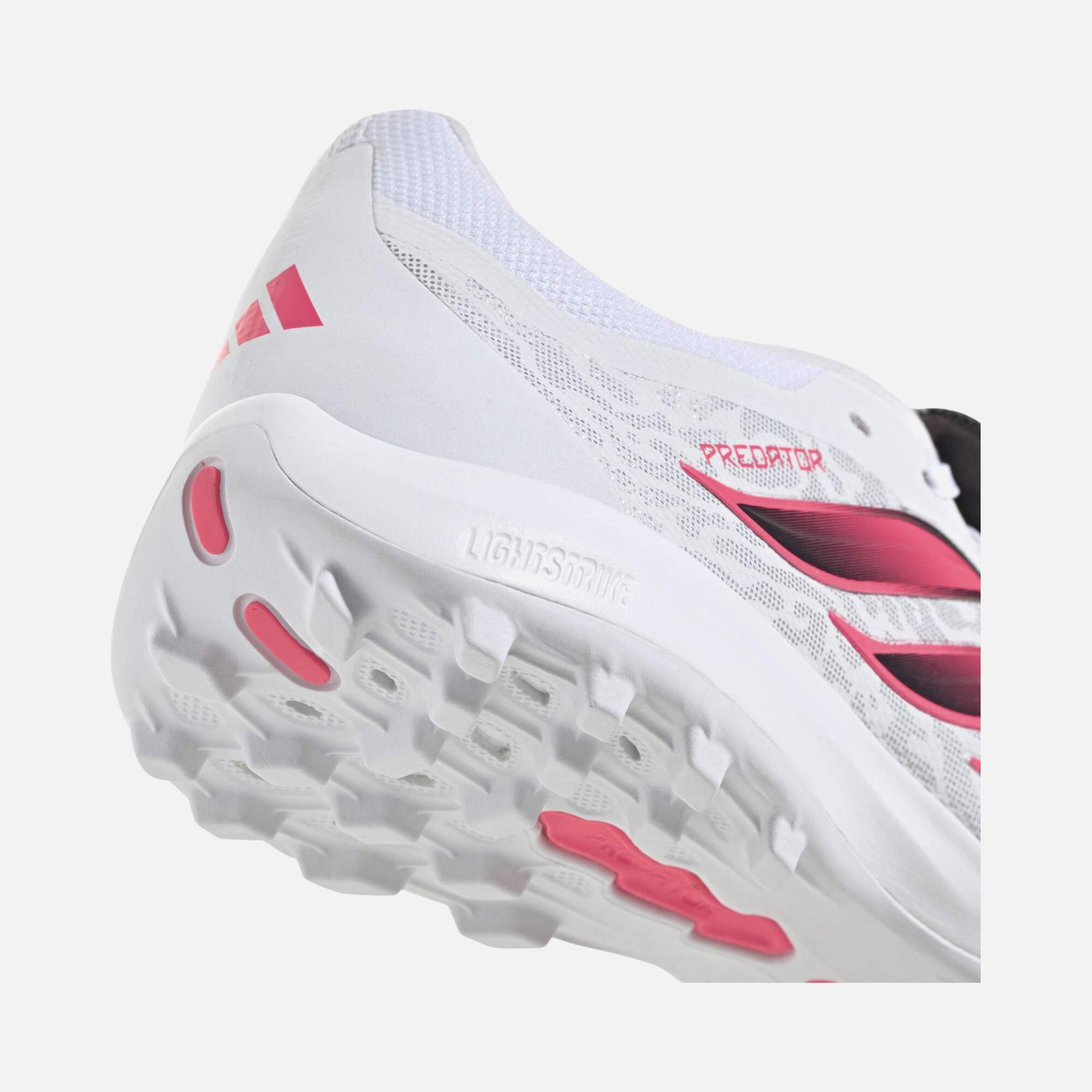 adidas Predator League Fold-Over Tongue Erkek Krampon