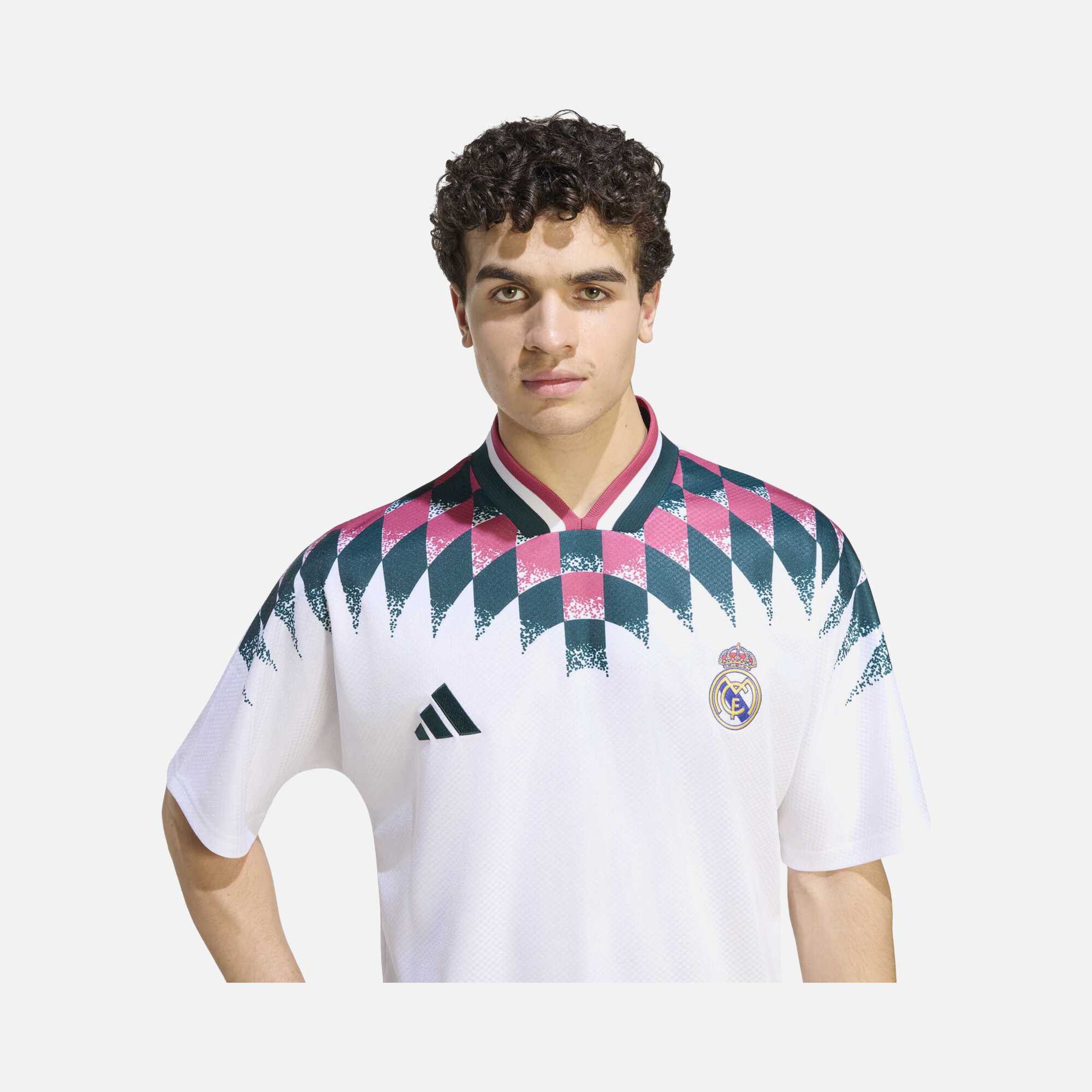 adidas Real Madrid 26/27 Stadium Erkek Forma