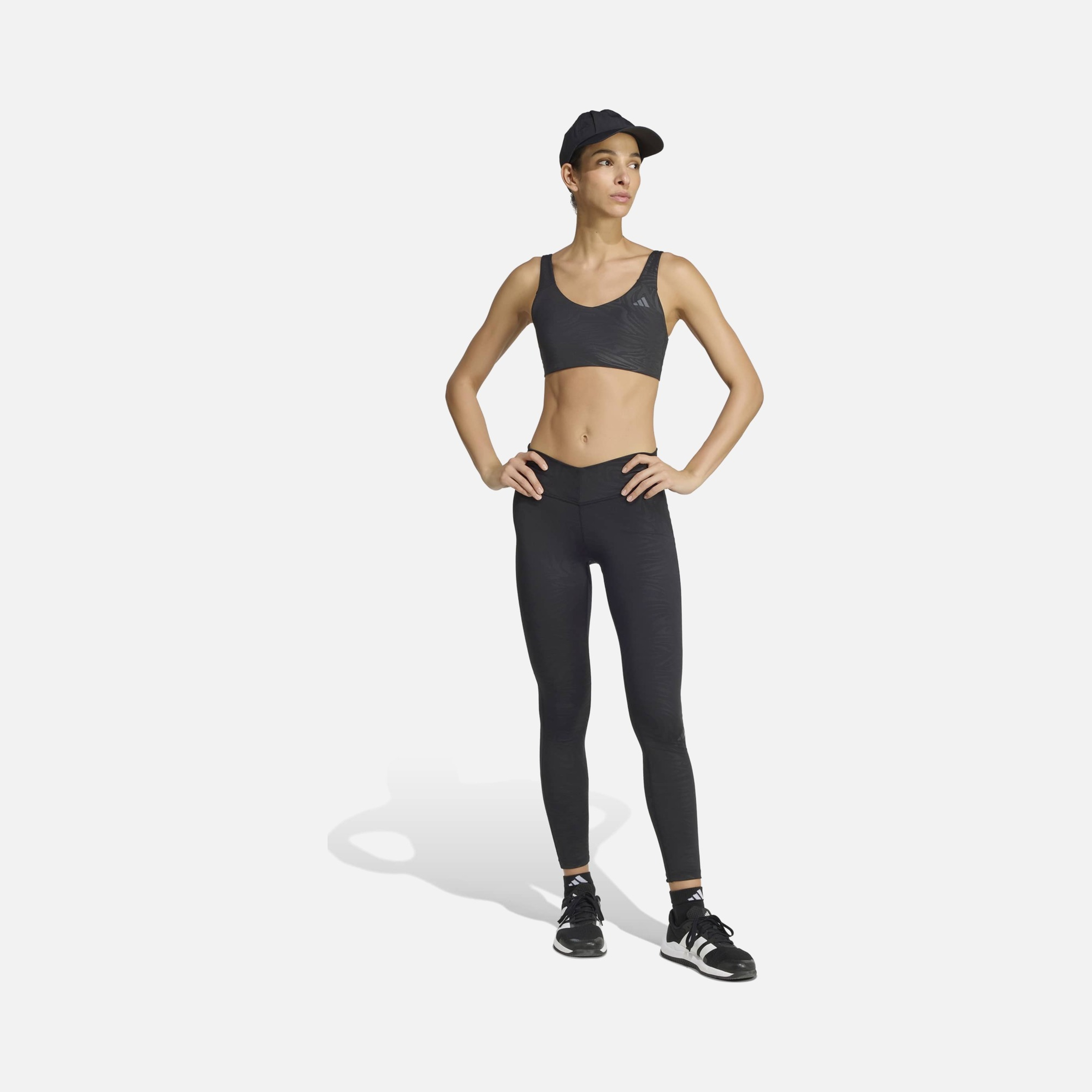 adidas All Me Essentials Graphic Kadın Tayt