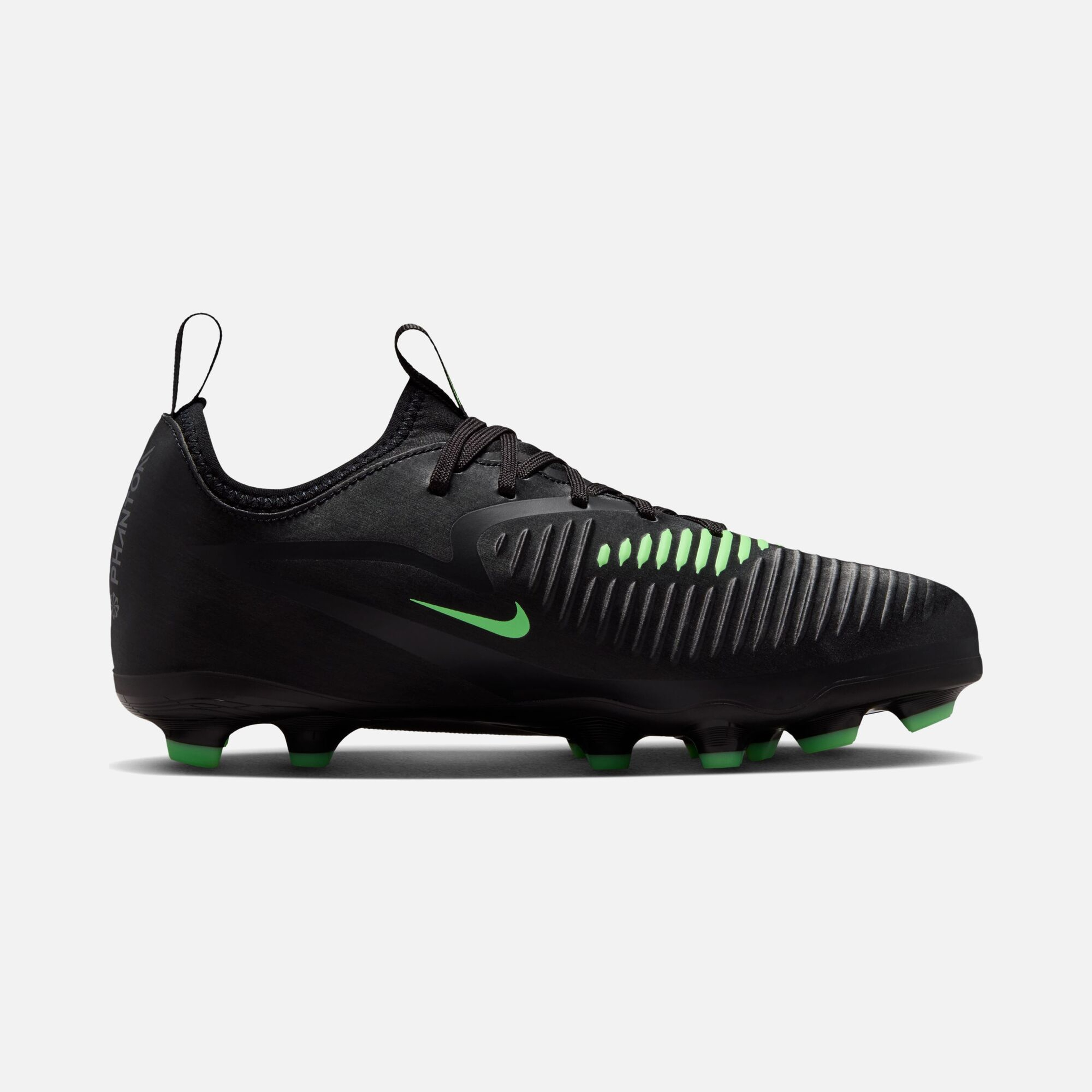 Nike Jr Phantom 6 Low Academy Fg/Mg Çocuk Krampon