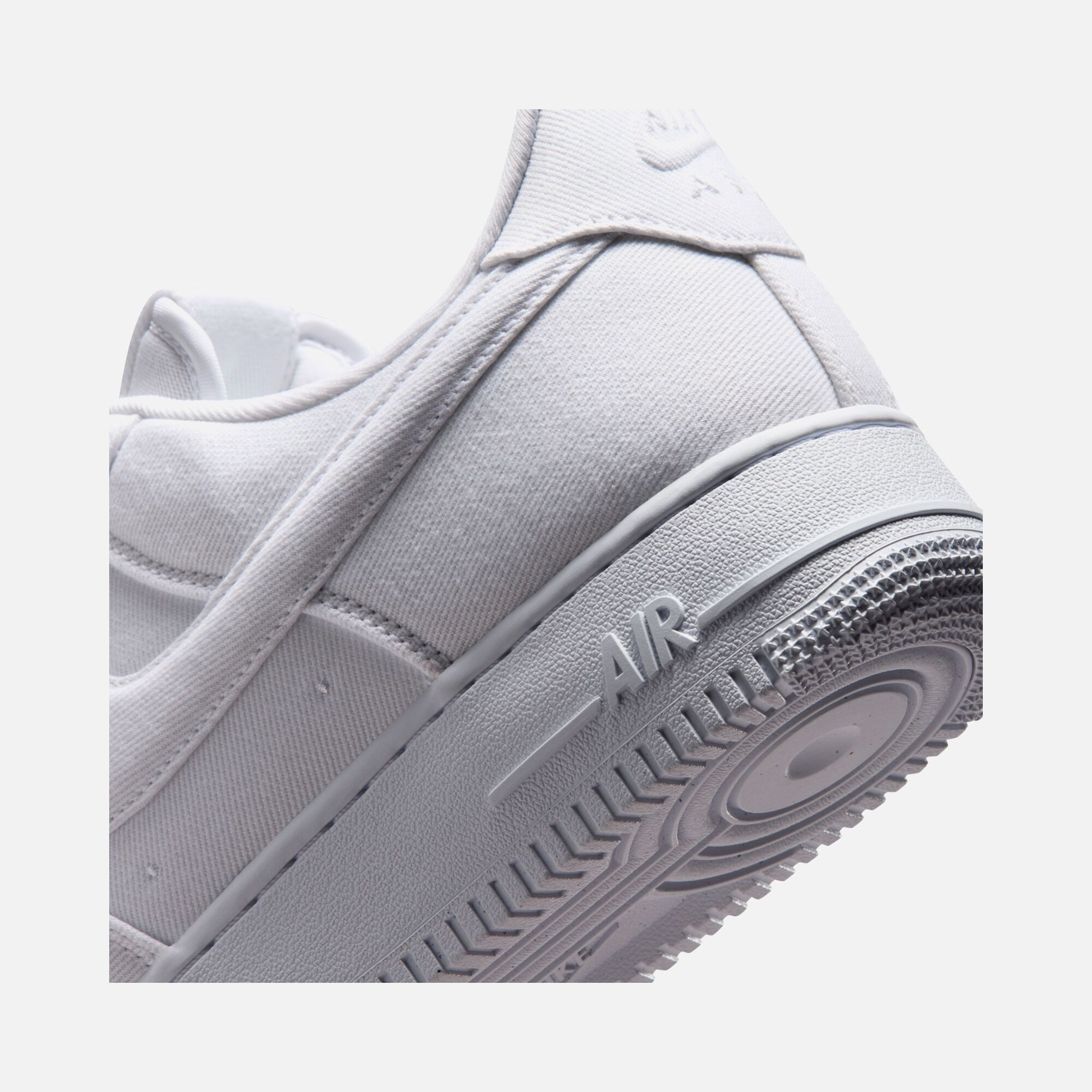 Nike Air Force 1 '07 Lv8 Ess+ Erkek Spor Ayakkabı