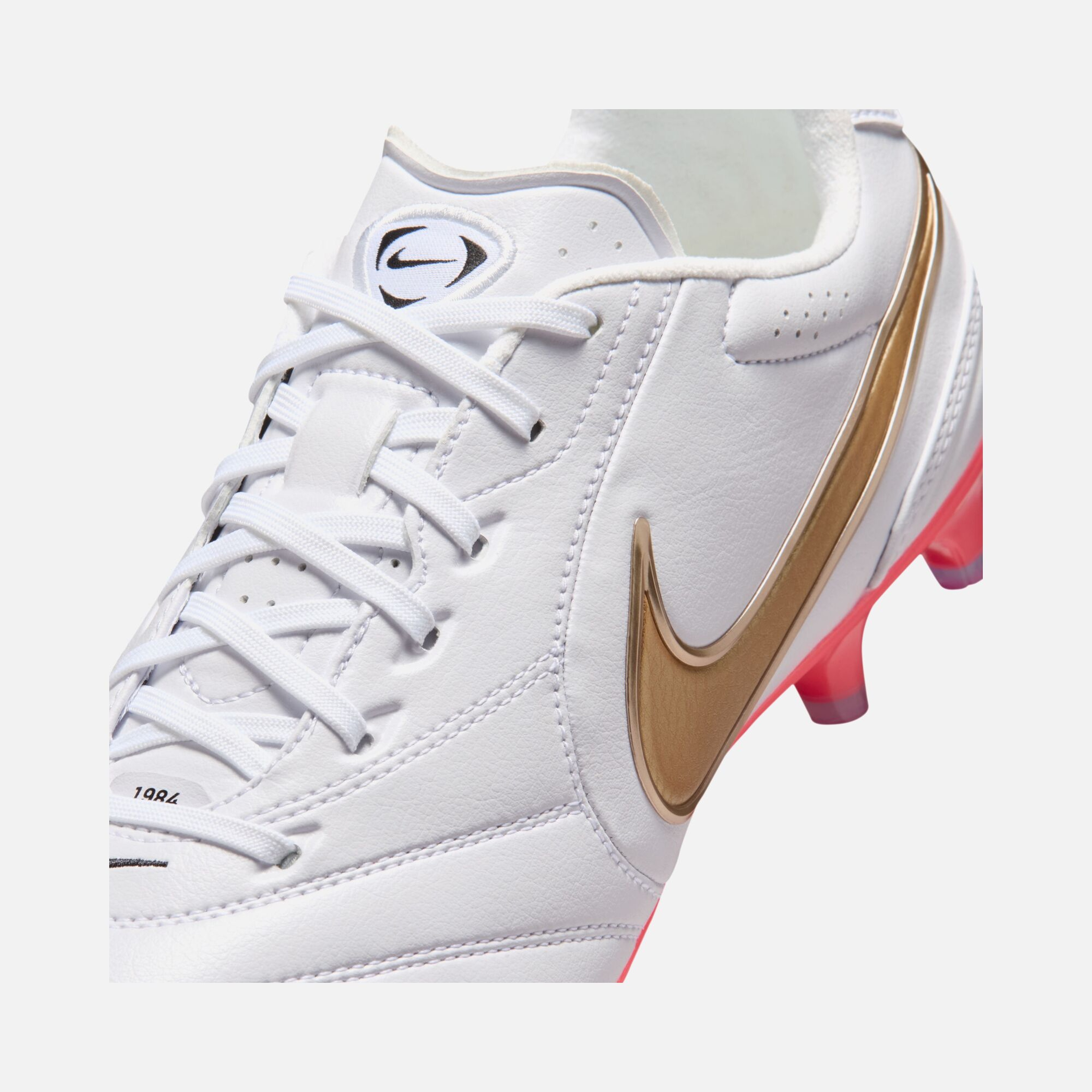 Nike Tiempo Ligera Pro Fg Erkek Krampon