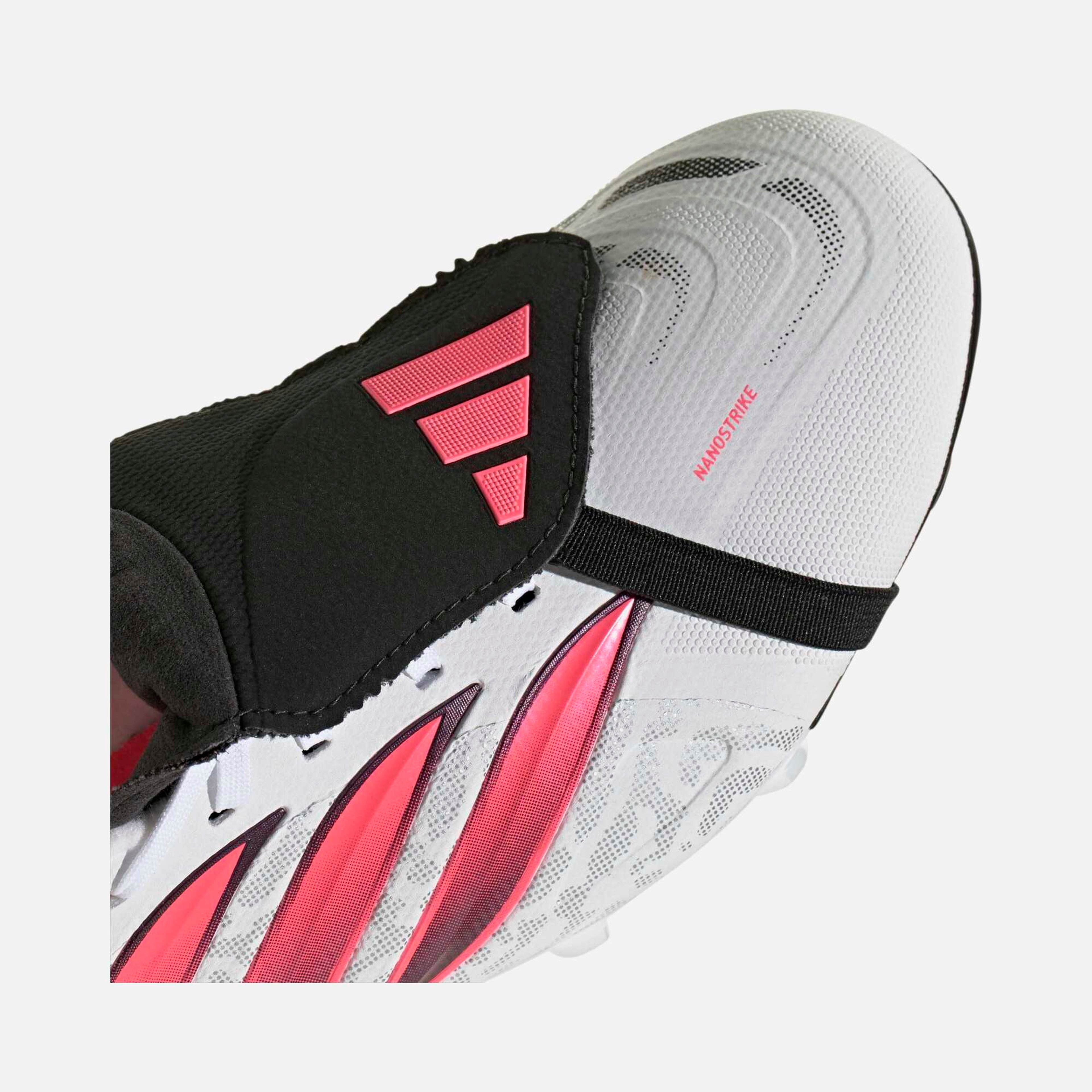 adidas Predator League Fold-Over Tongue Firm Ground Erkek Krampon