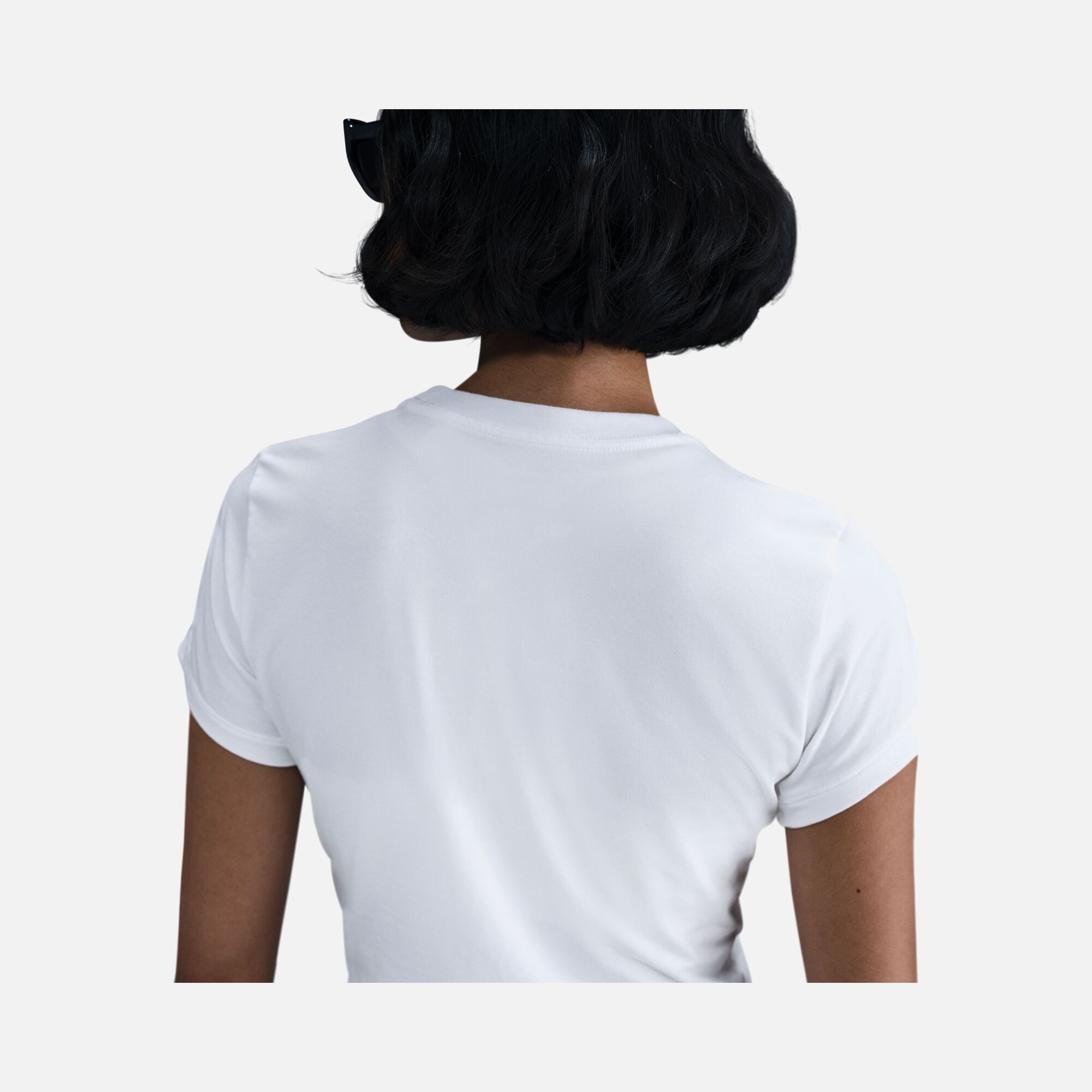 Nike Sportswear Chill Knit Crop Kadın Tişört