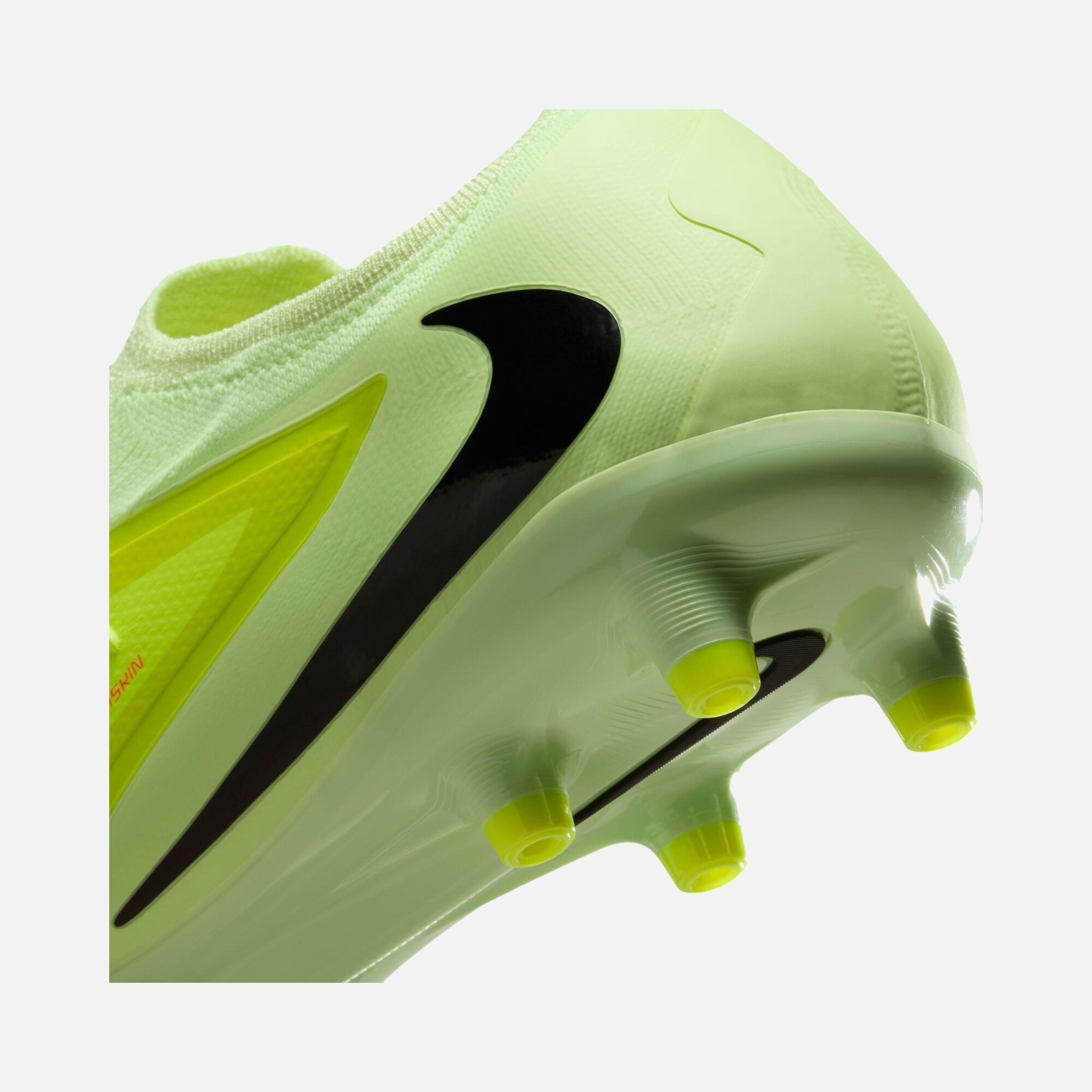Nike Phantom 6 Low Pro Ag Pro HO25 Krampon | Barçın