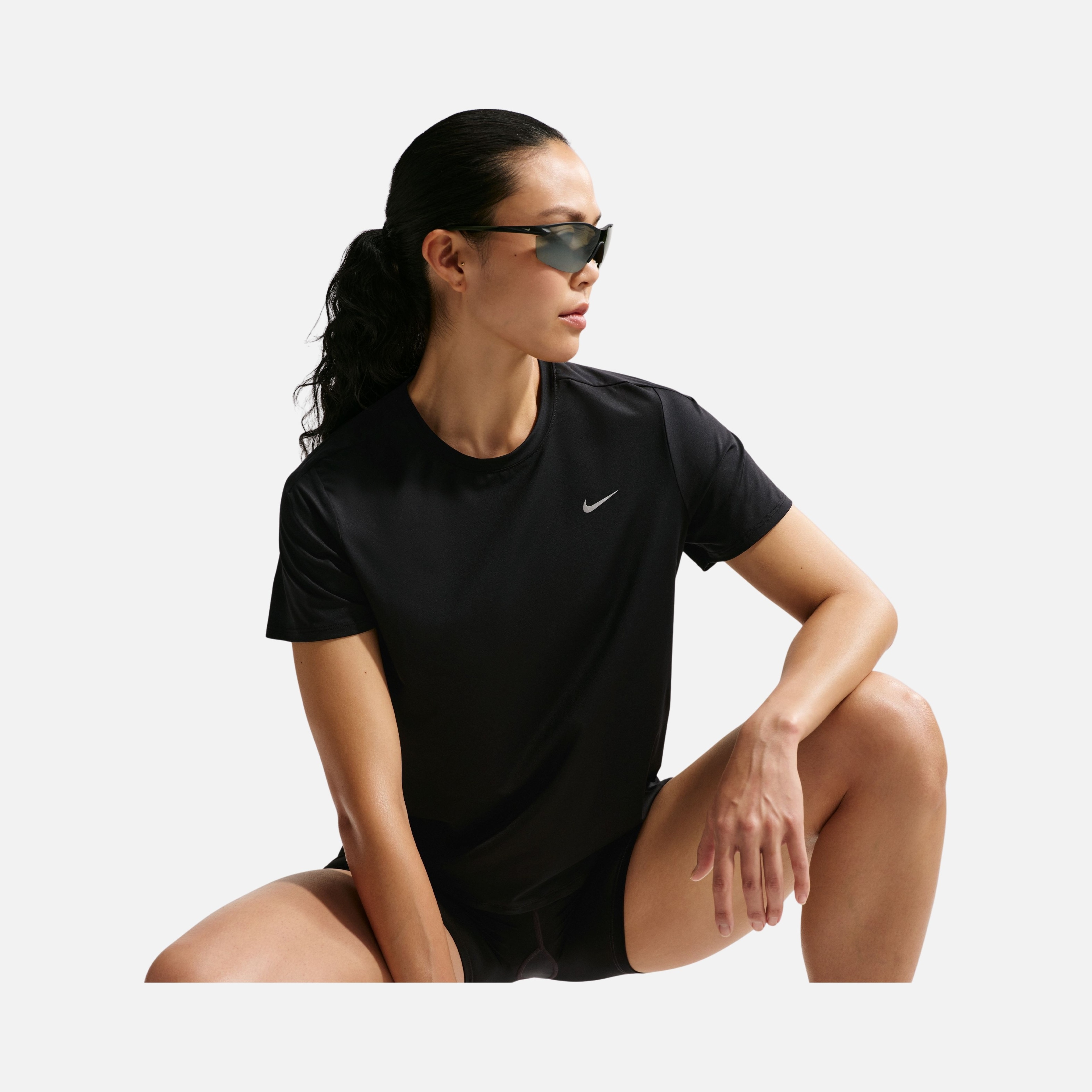 Nike Swift Dri-FIT Running Kadın Tişört