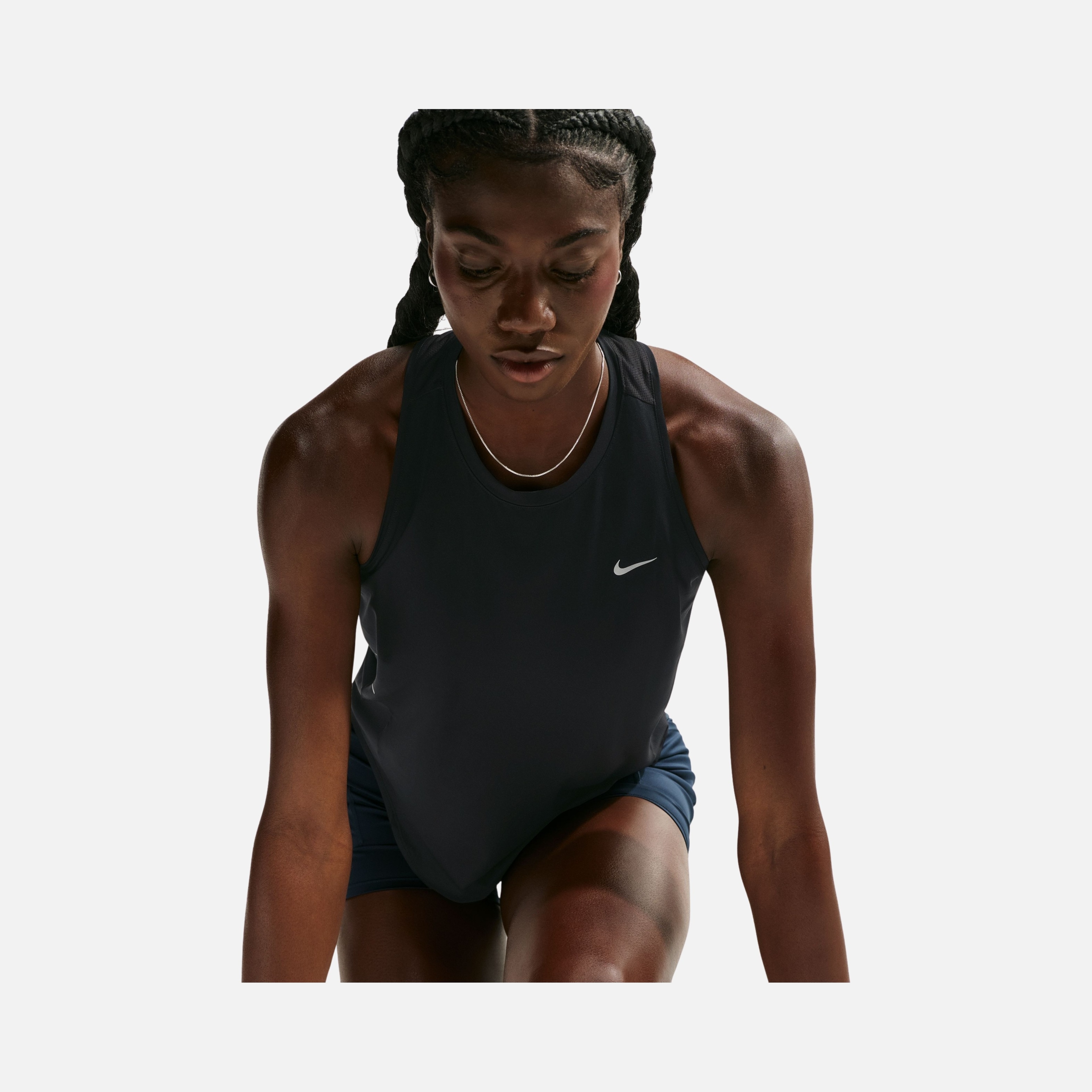 Nike Swift Dri-FIT Kadın Atlet