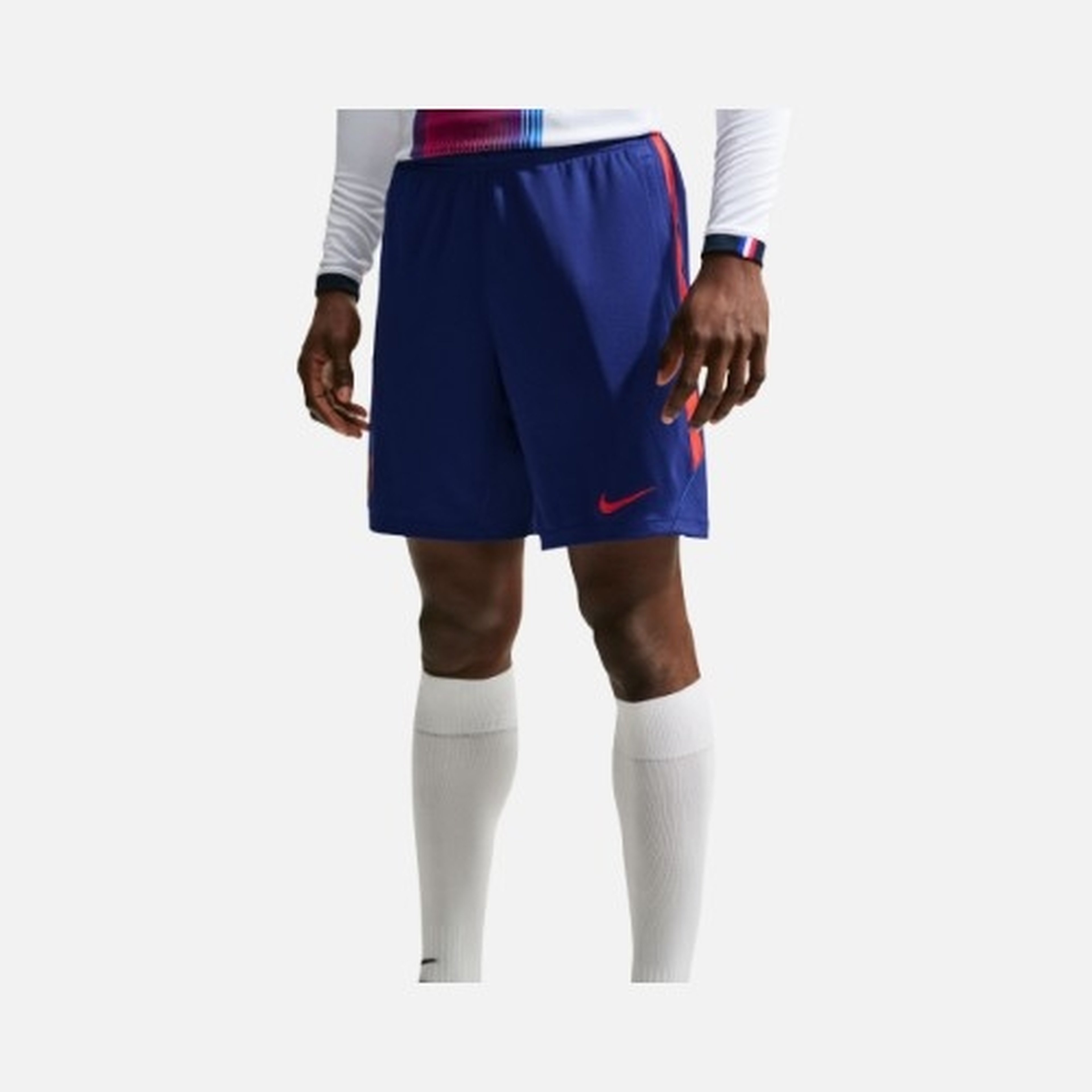 Nike Dri-FIT Paris Saint-Germain Strike Erkek Şort
