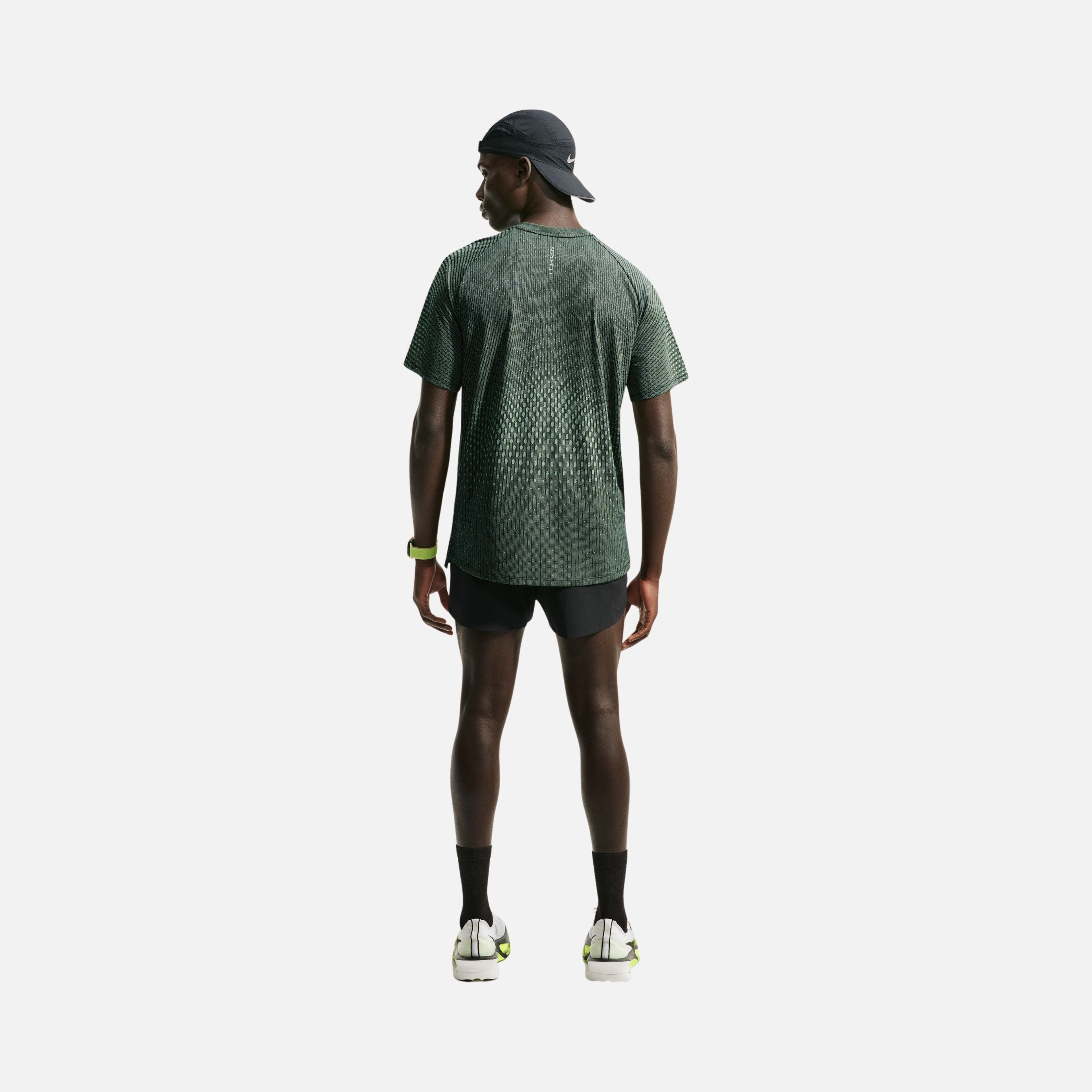 Nike Stride Aero-FIT Short-Sleeve Running Erkek Tişört