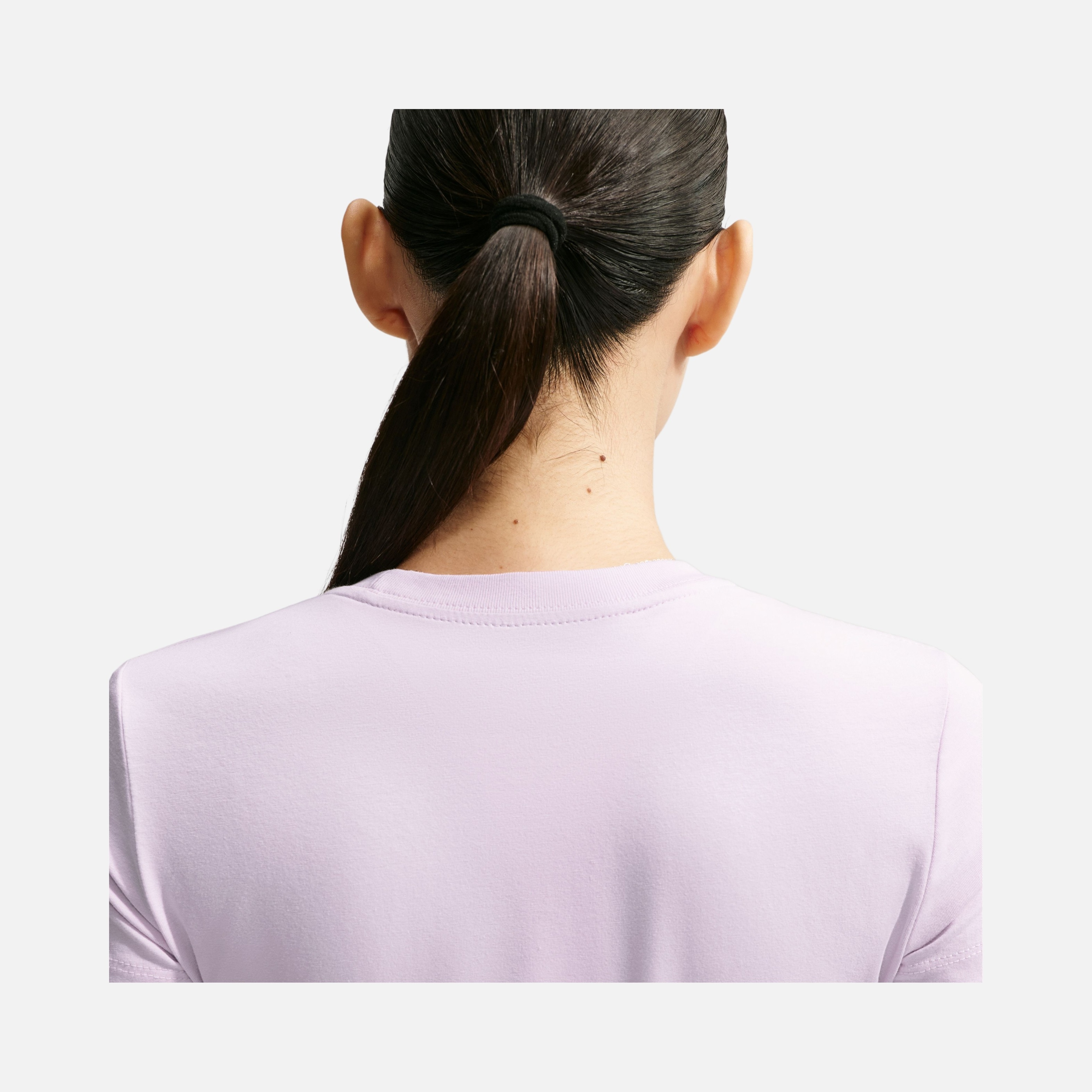 Nike Sportswear Chill Knit Crop Kadın Tişört