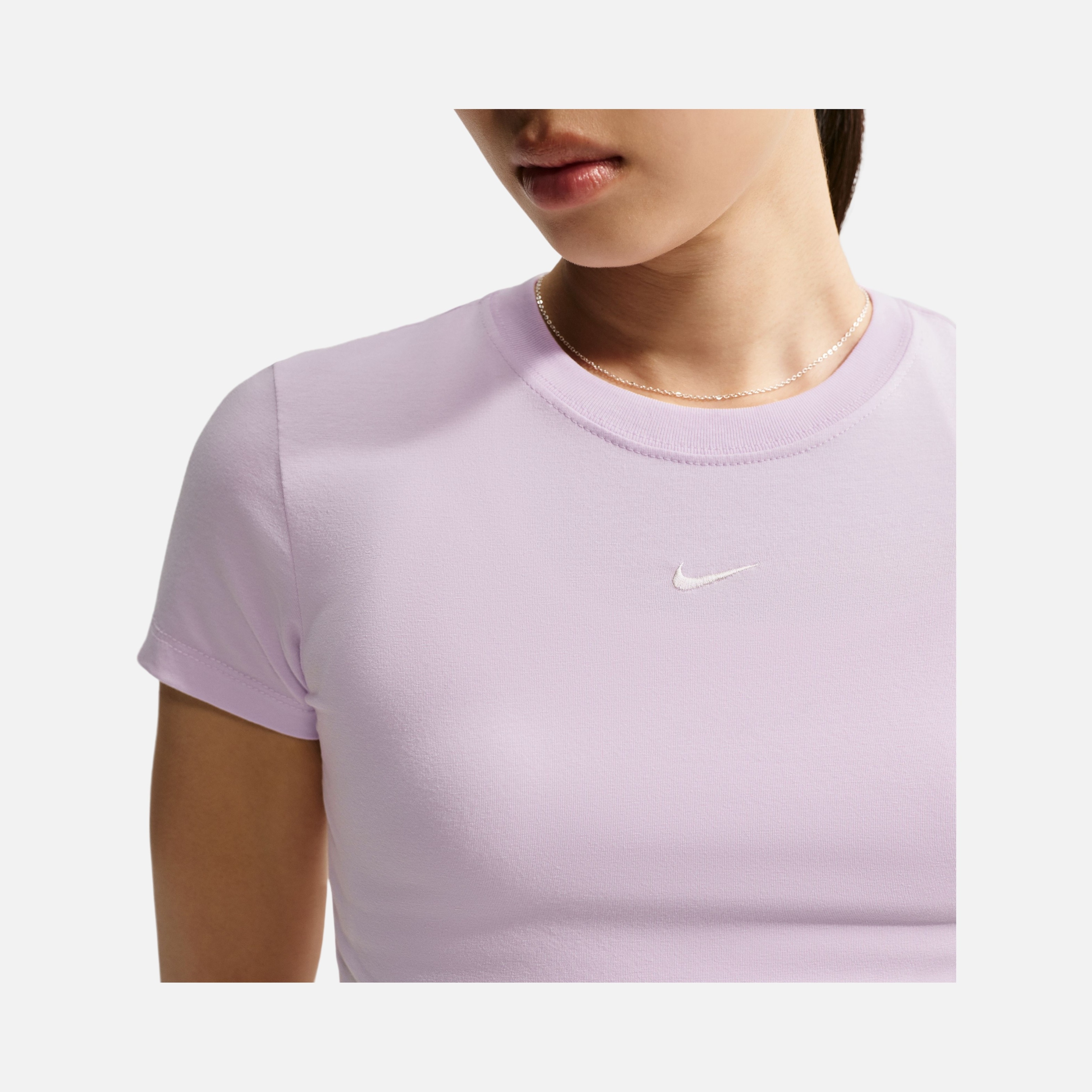 Nike Sportswear Chill Knit Crop Kadın Tişört